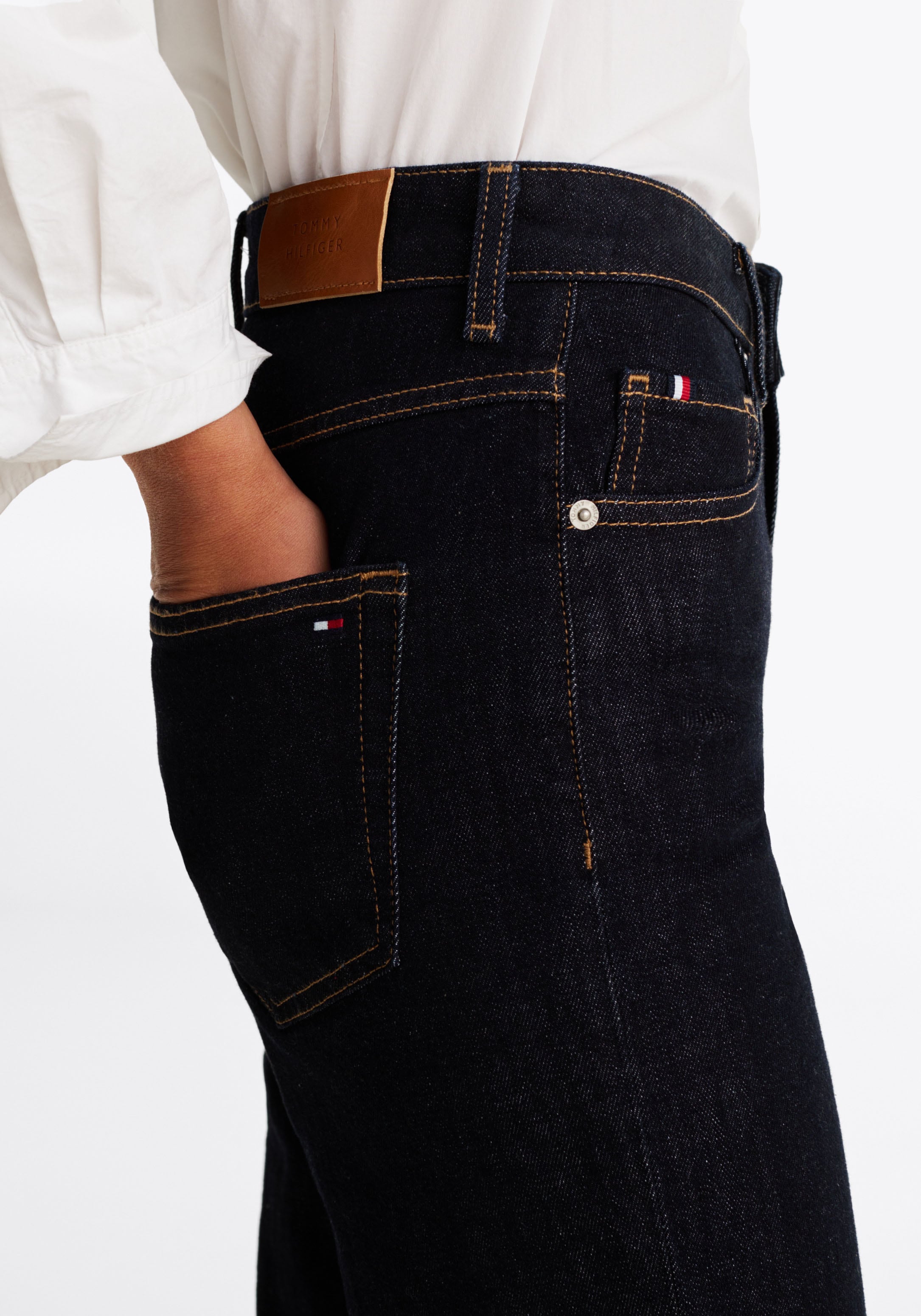 Tommy Hilfiger Straight-Jeans "CLASSIC STRAIGHT", mit leichten Fadeout-Effe günstig online kaufen