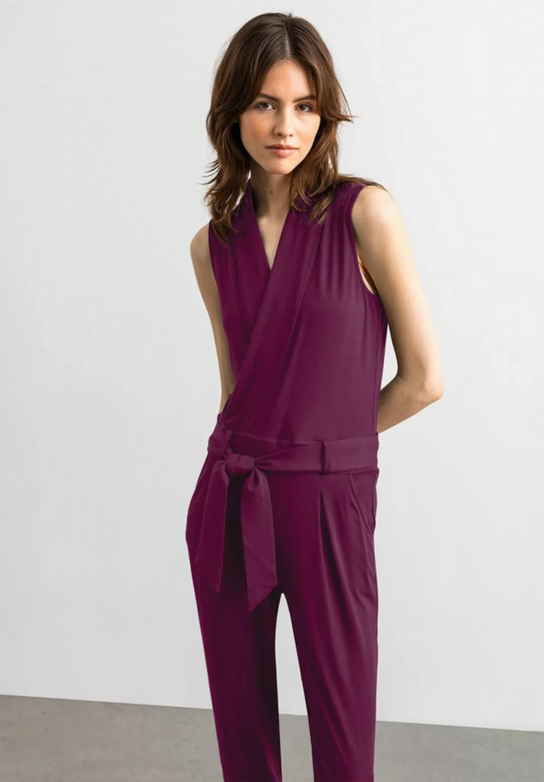 Les Lunes Jumpsuit Stela Bambusviskose, V-Ausschnitt, seitliche Eingrifftas günstig online kaufen