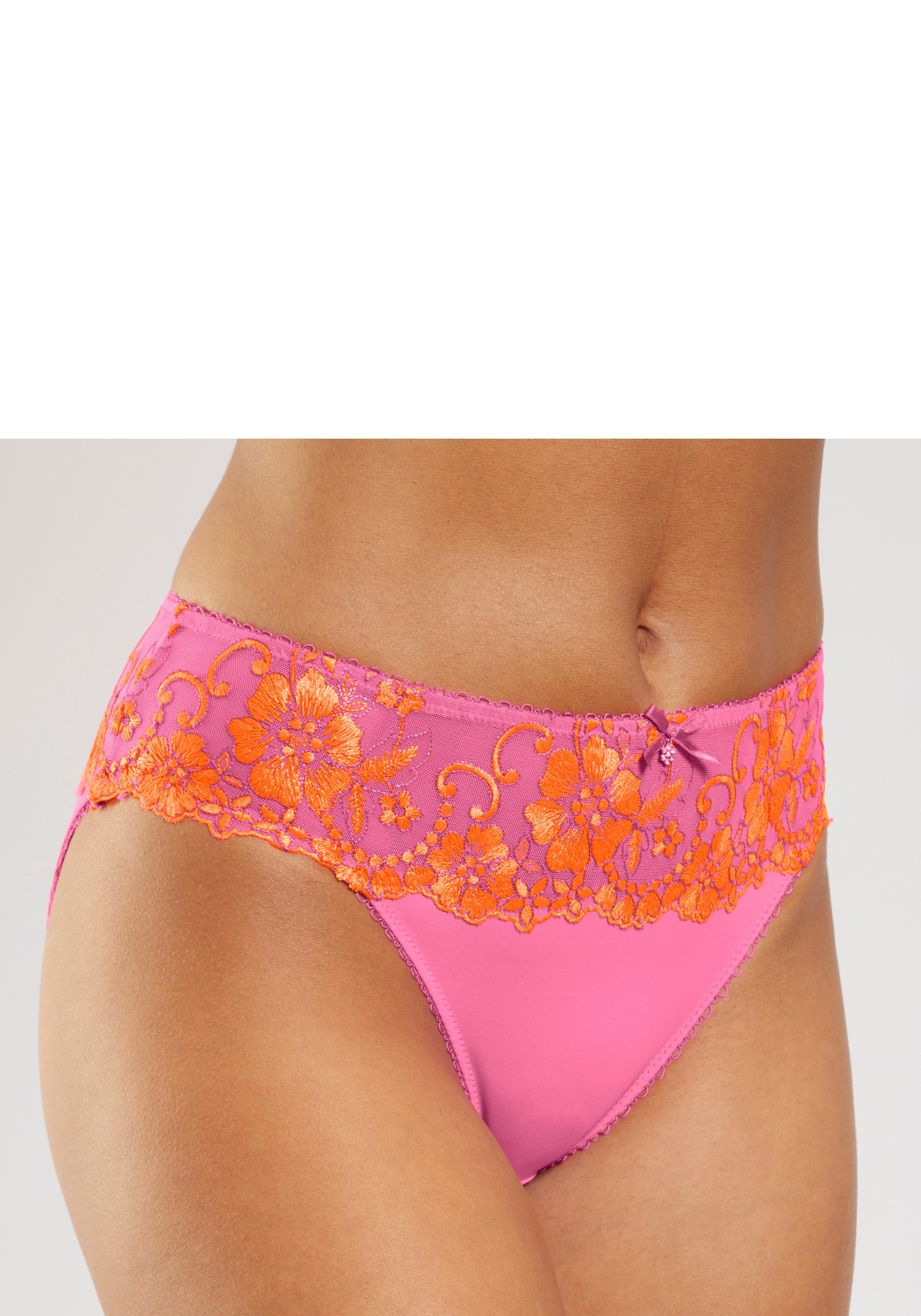 LASCANA Bikinislip Wanda mit Stickerei Spitze günstig online kaufen