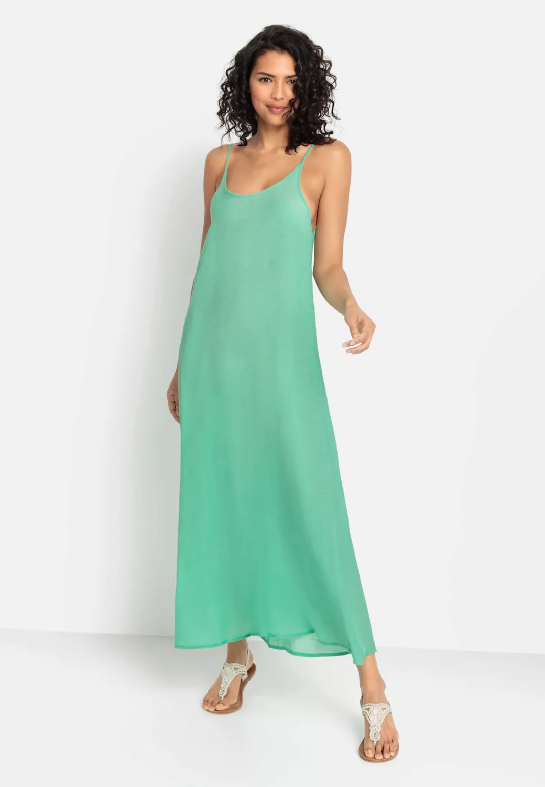 Buffalo Maxikleid, mit rundem Ausschnitt, luftiges Sommerkleid, Strandkleid günstig online kaufen