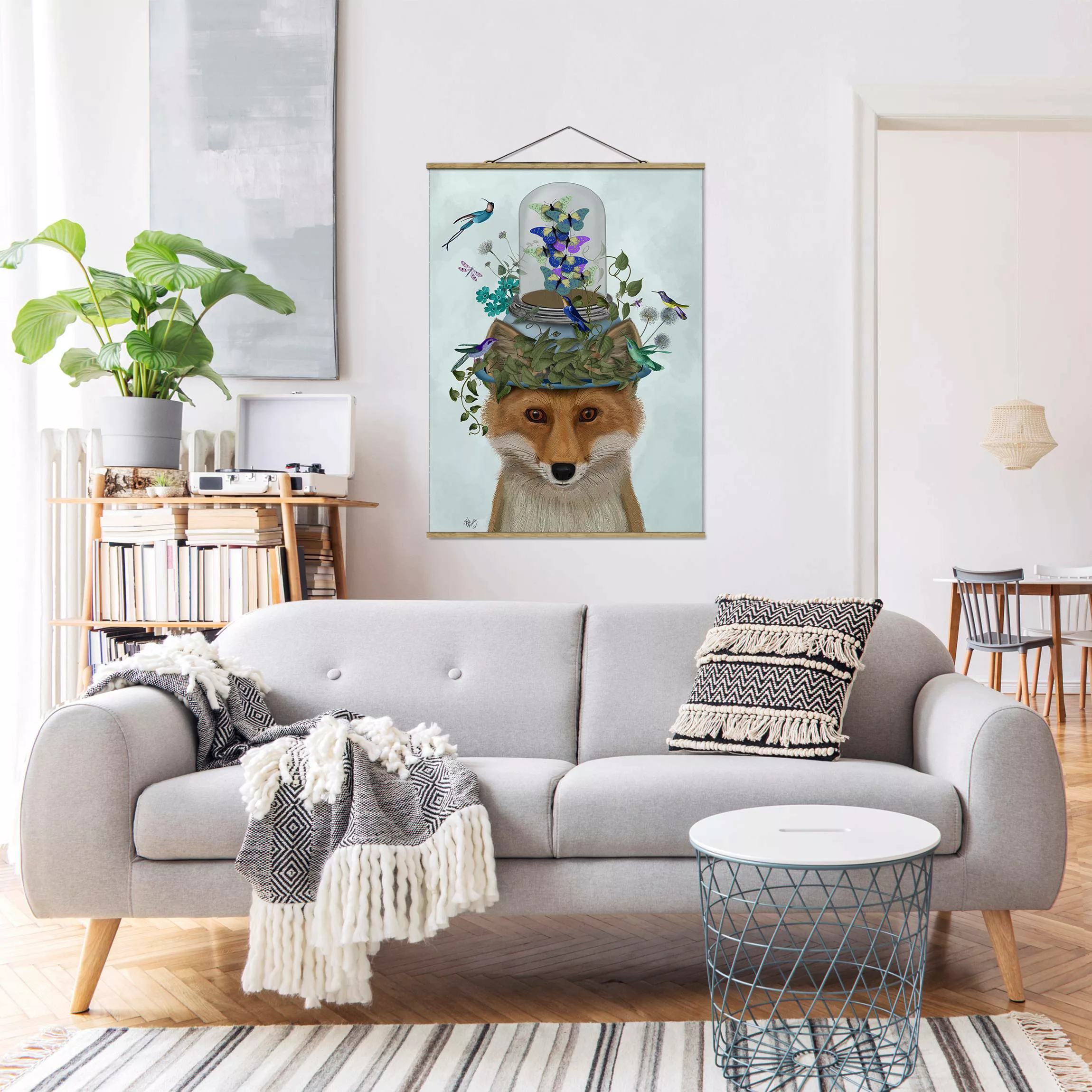 Stoffbild Tiere mit Posterleisten - Hochformat Fuchs mit Schmetterlingshut günstig online kaufen