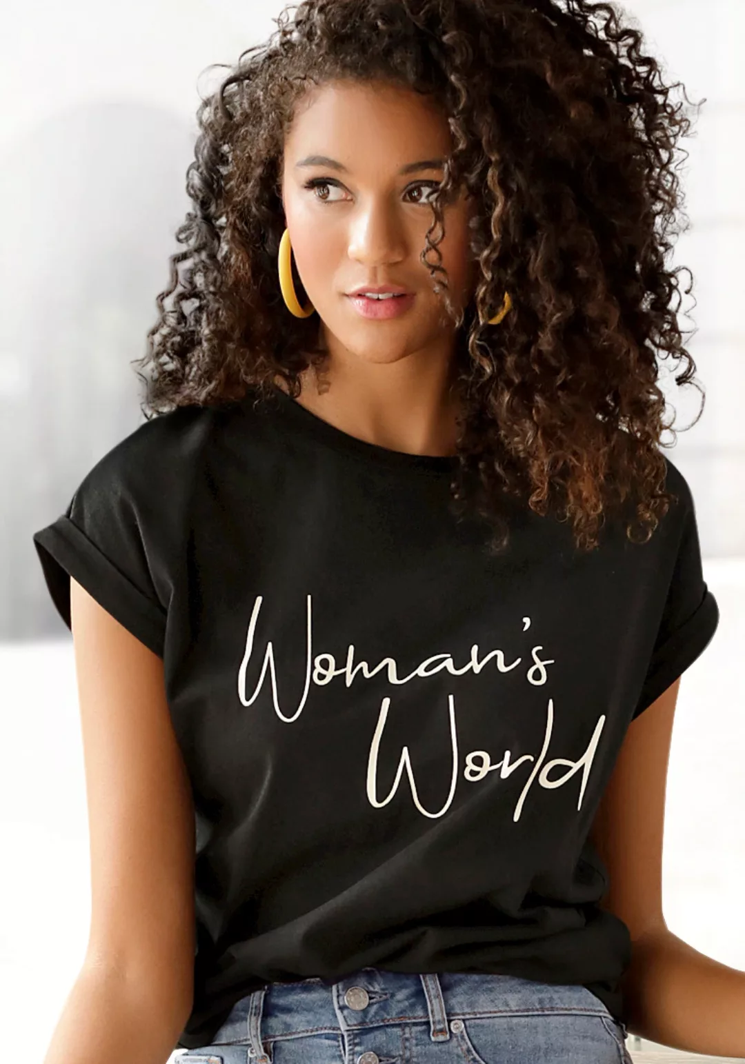 LASCANA T-Shirt mit Frontprint, Kurzarmshirt aus Baumwolle, Basic günstig online kaufen