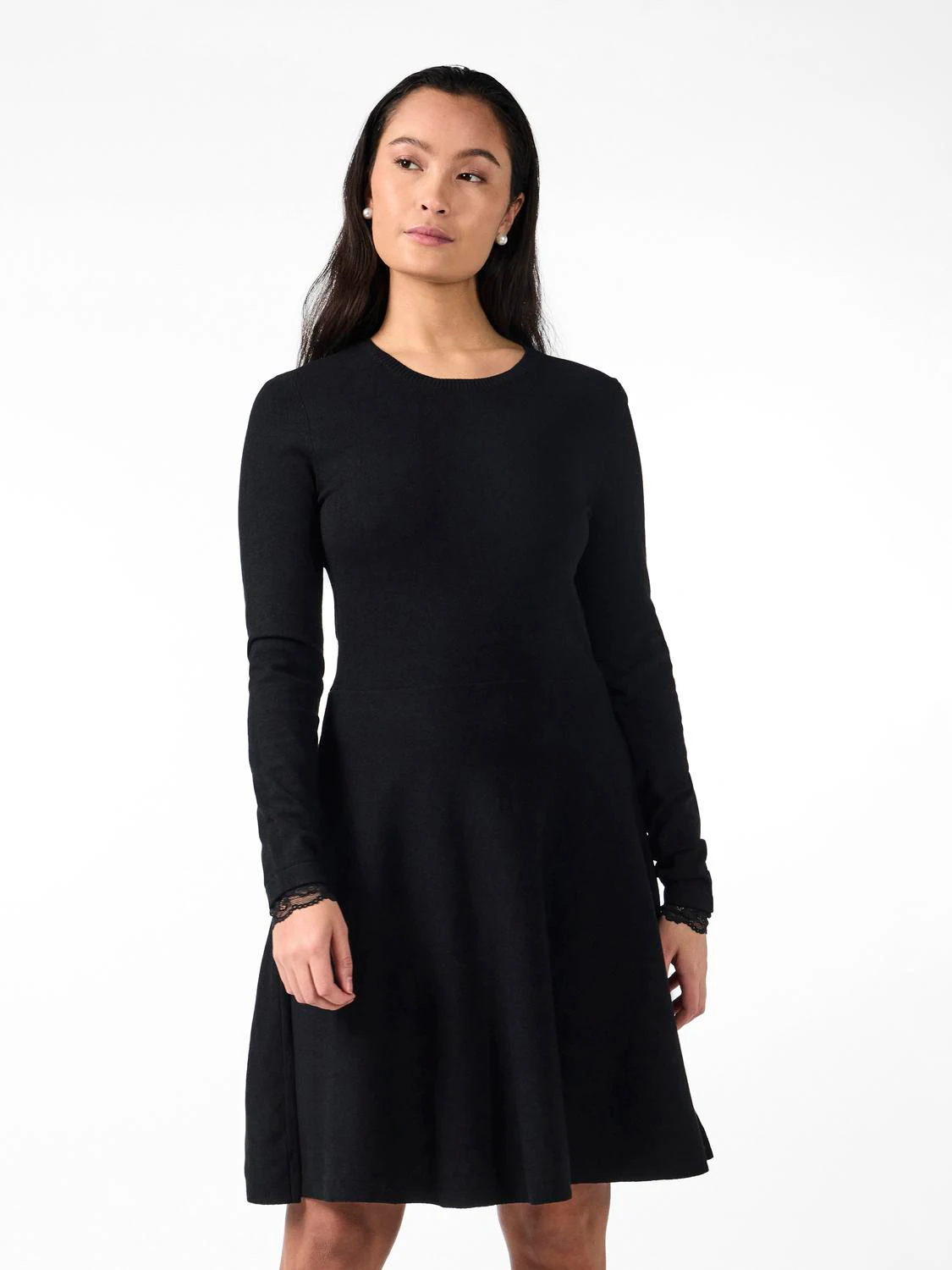 Y.A.S Strickkleid "YASBECCO LS KNIT DRESS S. NOOS", mit Spitze am Ärmelsaum günstig online kaufen