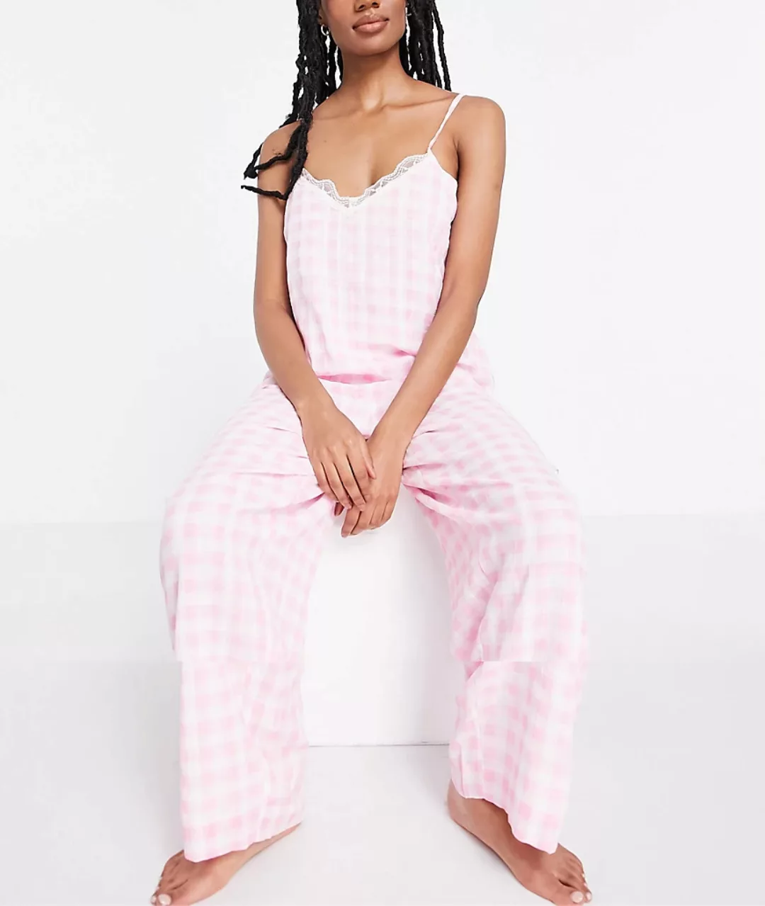 River Island – Pyjama-Set mit Camisole und Hose in Rosa mit Vichy-Karomuste günstig online kaufen