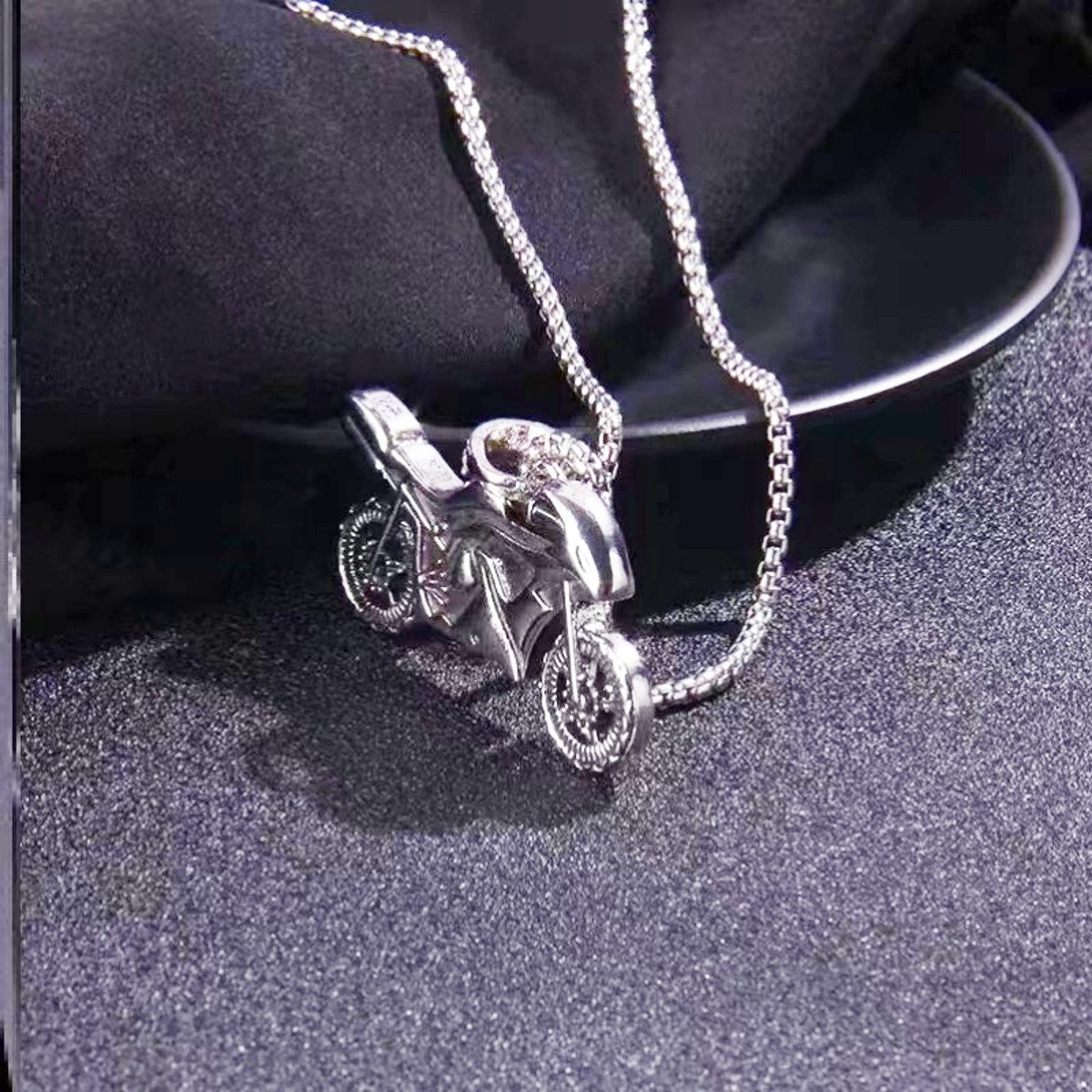 KARMA Kette mit Anhänger Motorrad für günstig online kaufen
