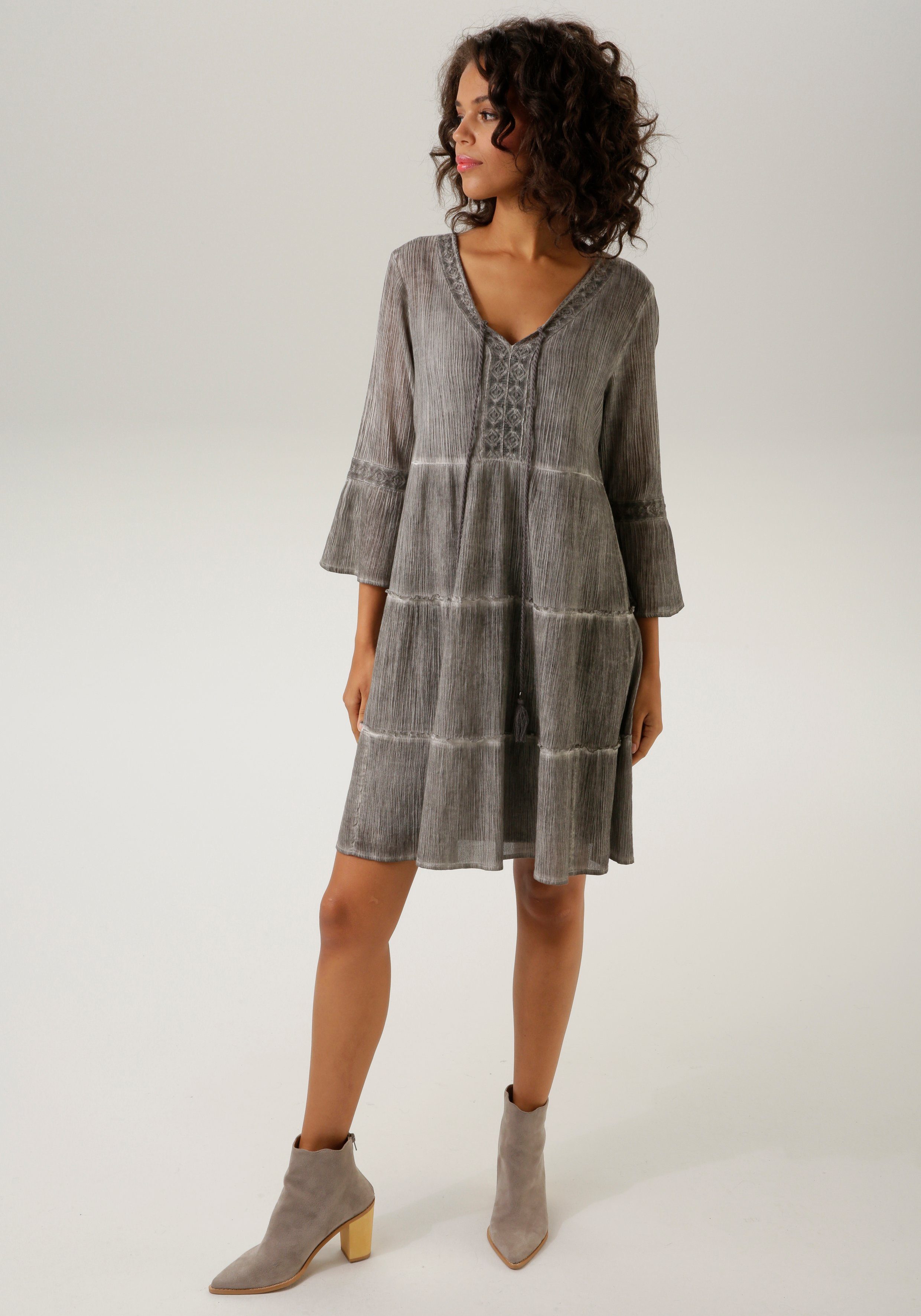 Aniston CASUAL Tunikakleid (mit Jersey-Unterkleid) mit günstig online kaufen