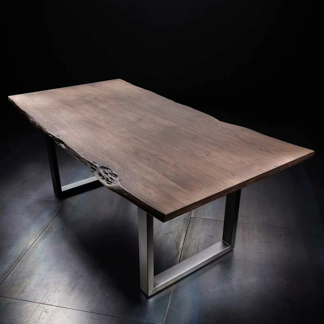 Baumkantentisch in Walnussfarben und Silber Akazie Massivholz und Edelstahl günstig online kaufen