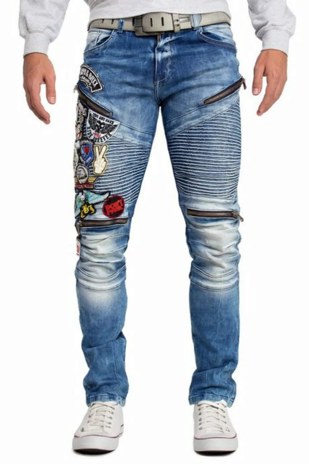 Cipo & Baxx Bikerjeans Hose BA-CD490 mit bunten Patches Rippenmuster und Zi günstig online kaufen