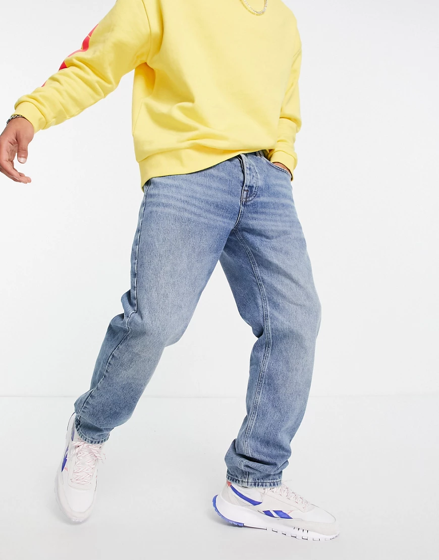 ASOS DESIGN – Jeans aus Bio-Baumwollmix mit klassischem Schnitt und mittelb günstig online kaufen