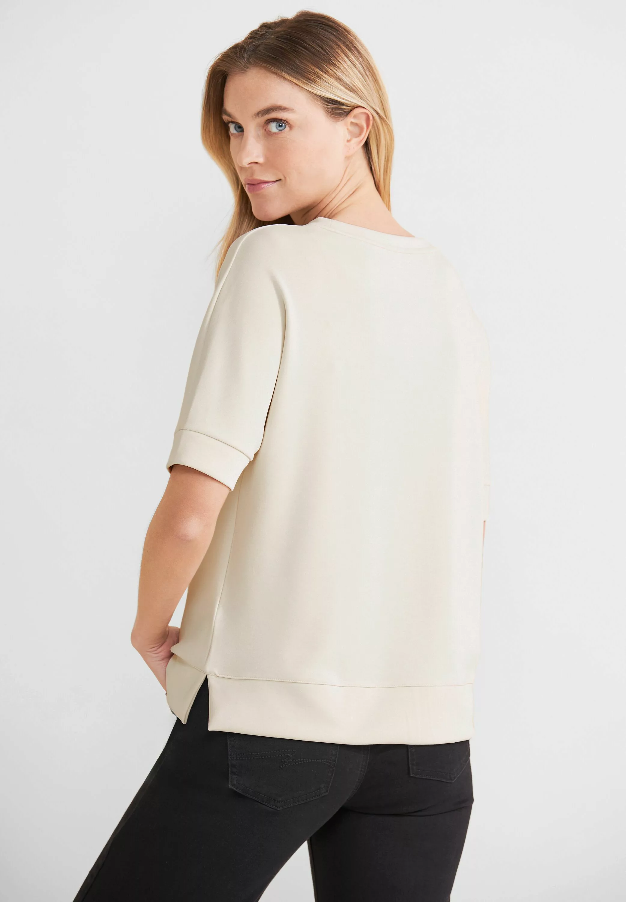 STREET ONE T-Shirt "LTD QR silk look shirt", mit seitlichen Schlitzen günstig online kaufen