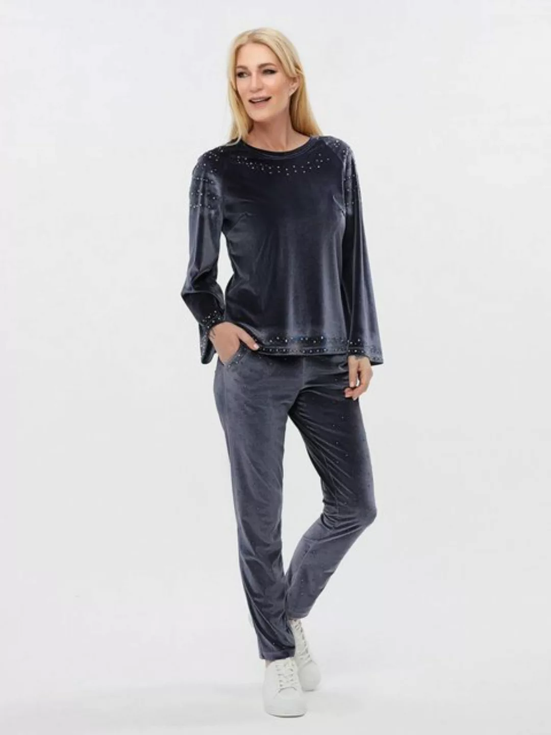 Sarah Kern Langarmshirt Samtpullover figurumspielend in Velvetoptik günstig online kaufen