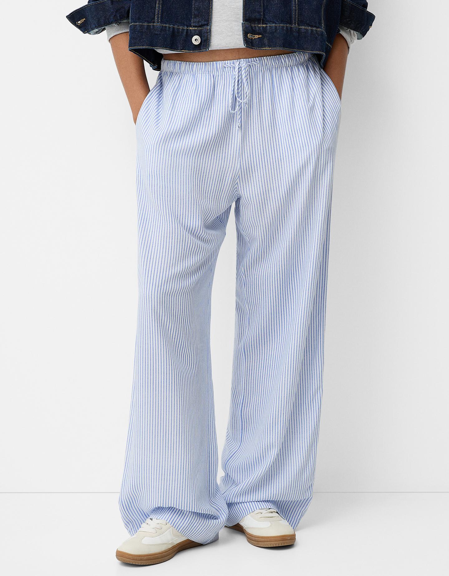 Bershka Straight-Fit Hose Mit Streifen Und Gummizugbund Damen L Hellblau günstig online kaufen