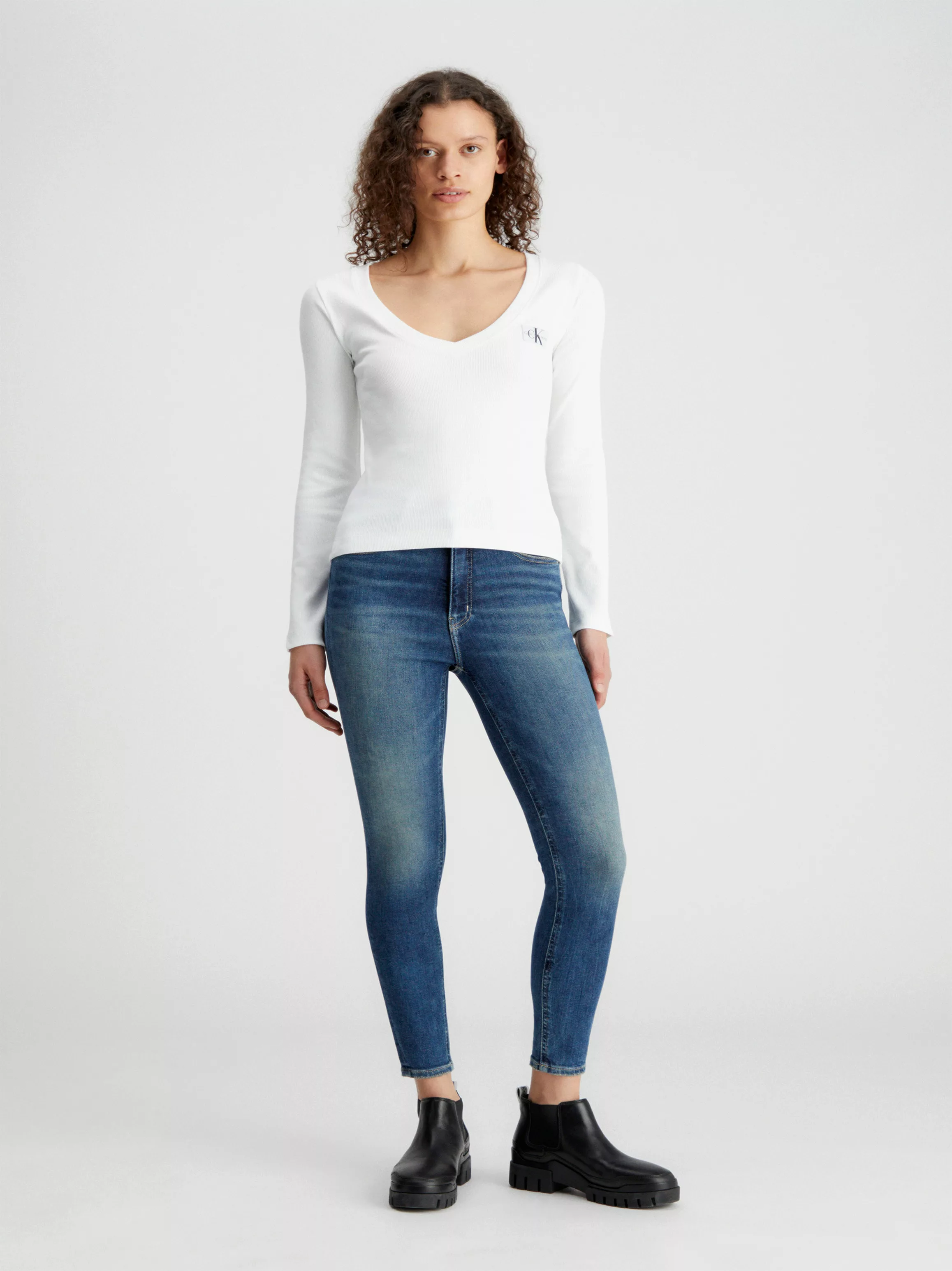 Calvin Klein Jeans Langarmshirt "WOVEN LABEL V-NECK LONG SLEEVE" günstig online kaufen