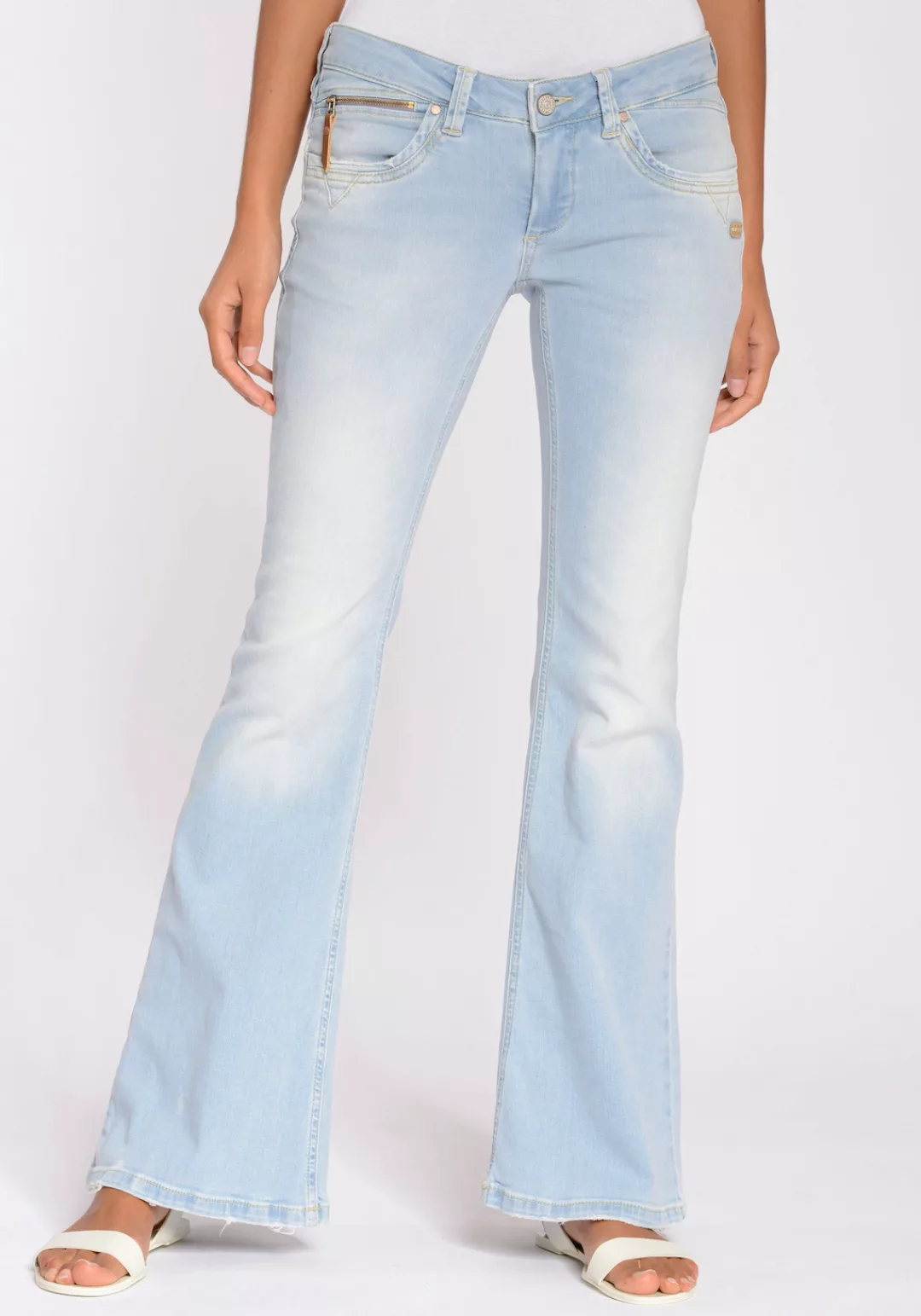 GANG Bootcut-Jeans 94NIKITA FLARED 5-Pocket Style mit Zipper an der Coinpoc günstig online kaufen