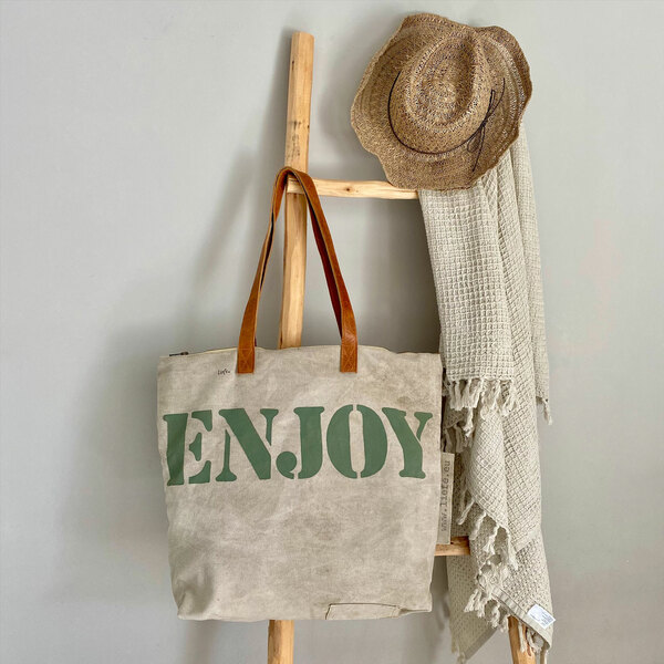 Shopper Bag Enjoy. Strandtasche Aus Recyceltem Canvas Zeltstoff, Handbemalt günstig online kaufen