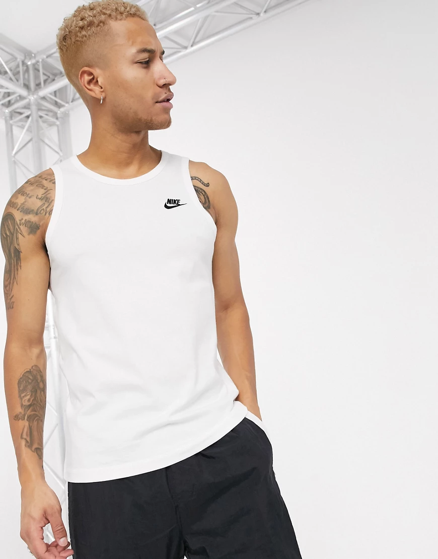 Nike – Club – Weißes Trägershirt günstig online kaufen