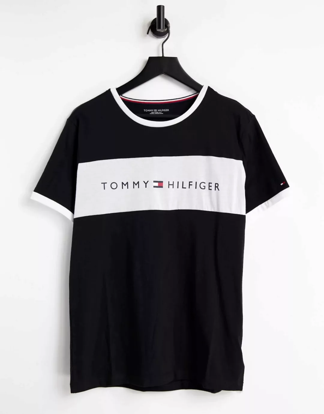 Tommy Hilfiger – Lounge-T-Shirt in Schwarz mit Logo günstig online kaufen
