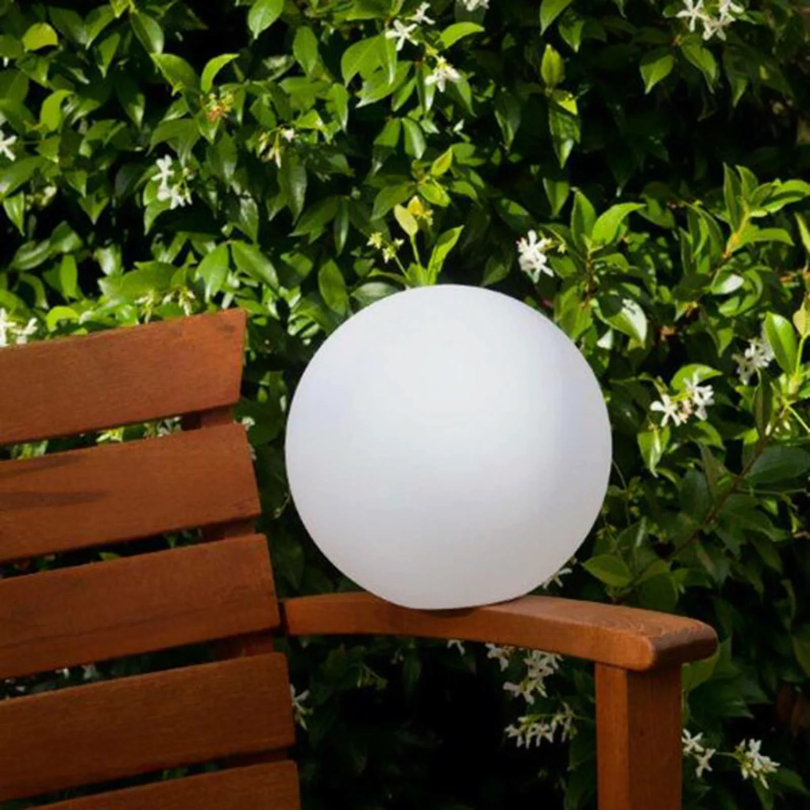 Pearl - LED-Kugelleuchte, steuerbar per Handy günstig online kaufen