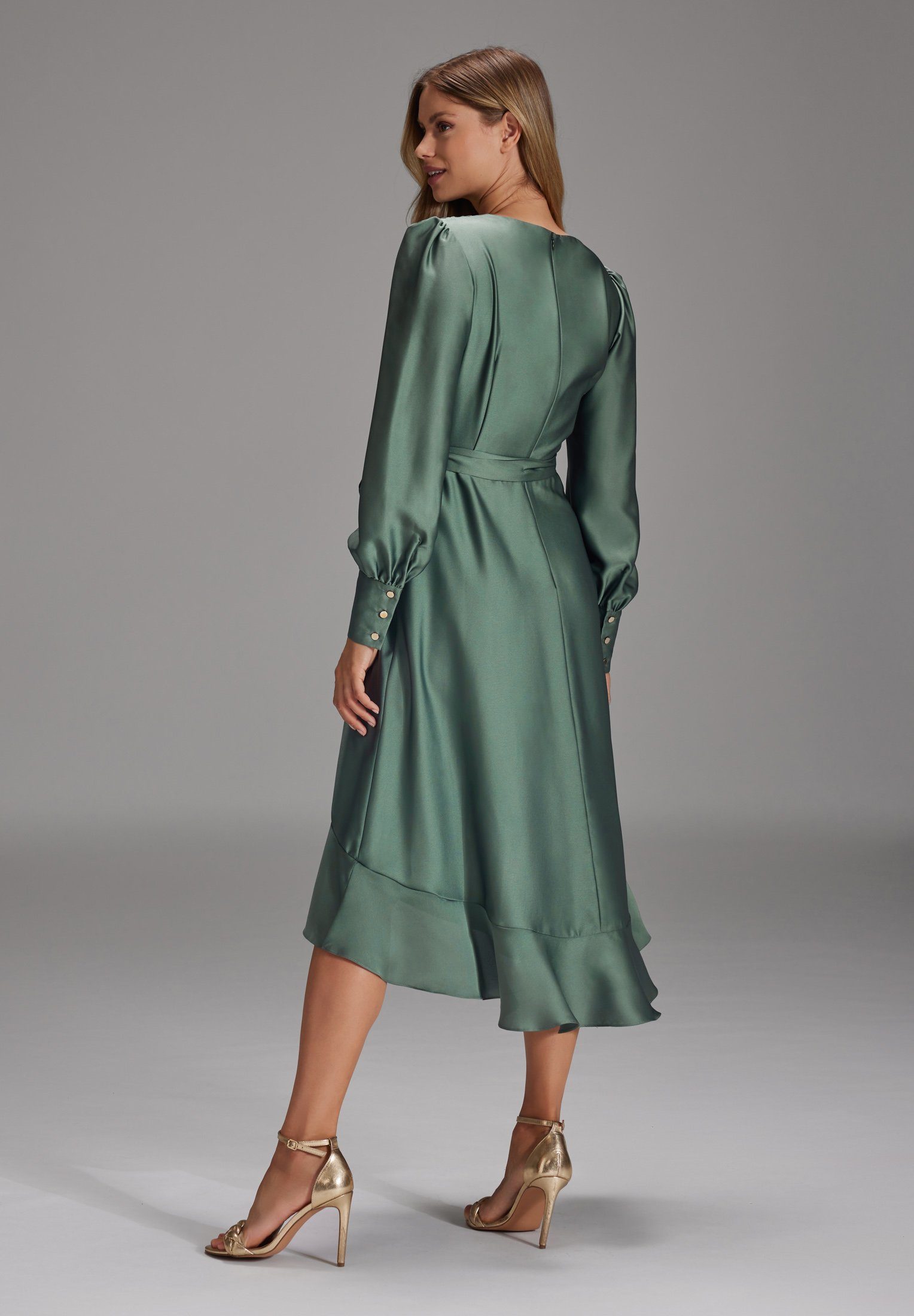 SWING Cocktailkleid Taillierter Schnitt mit ausgestelltem günstig online kaufen