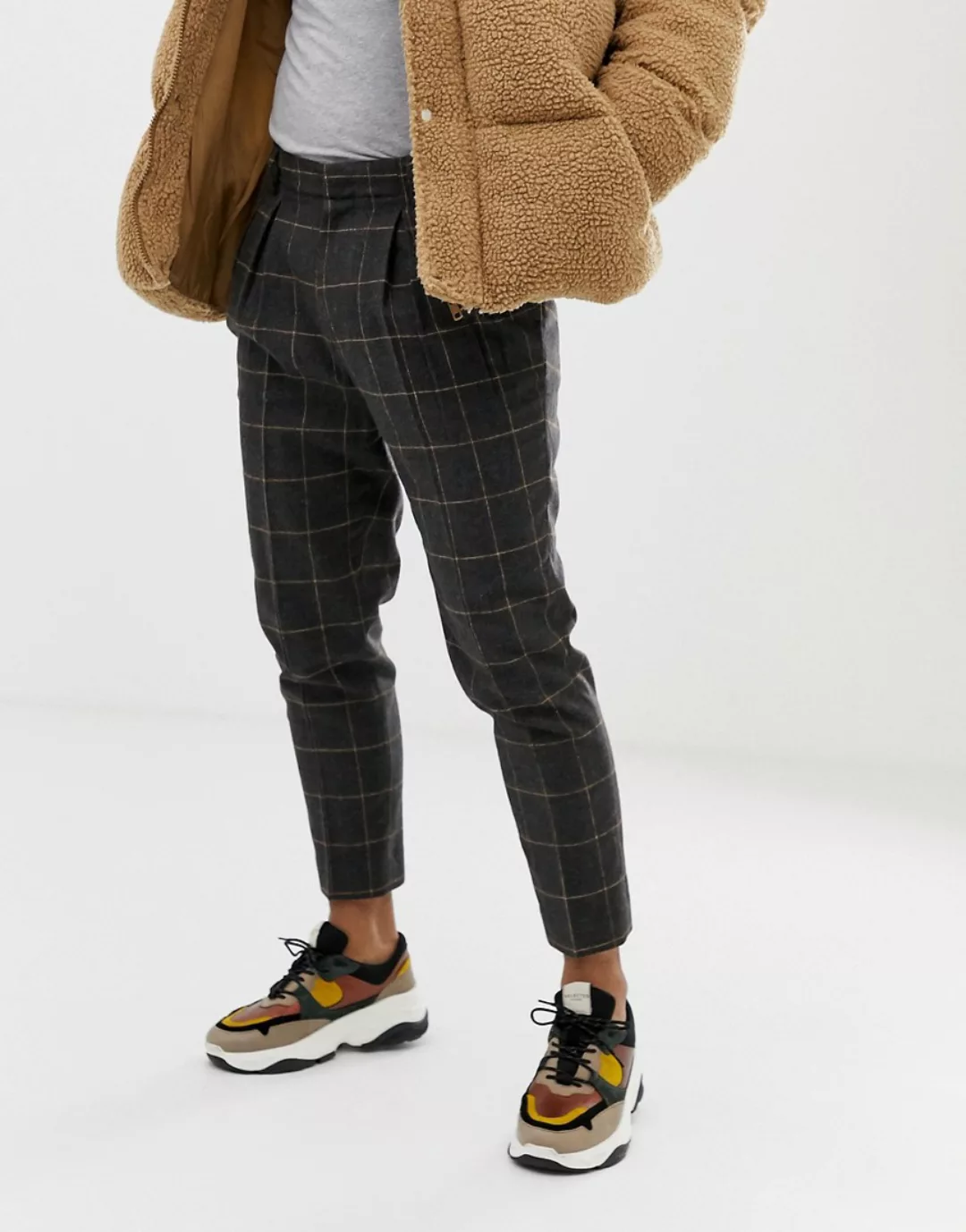ASOS DESIGN – Elegante, schmal zulaufende Hose aus Wollmischung mit Karomus günstig online kaufen