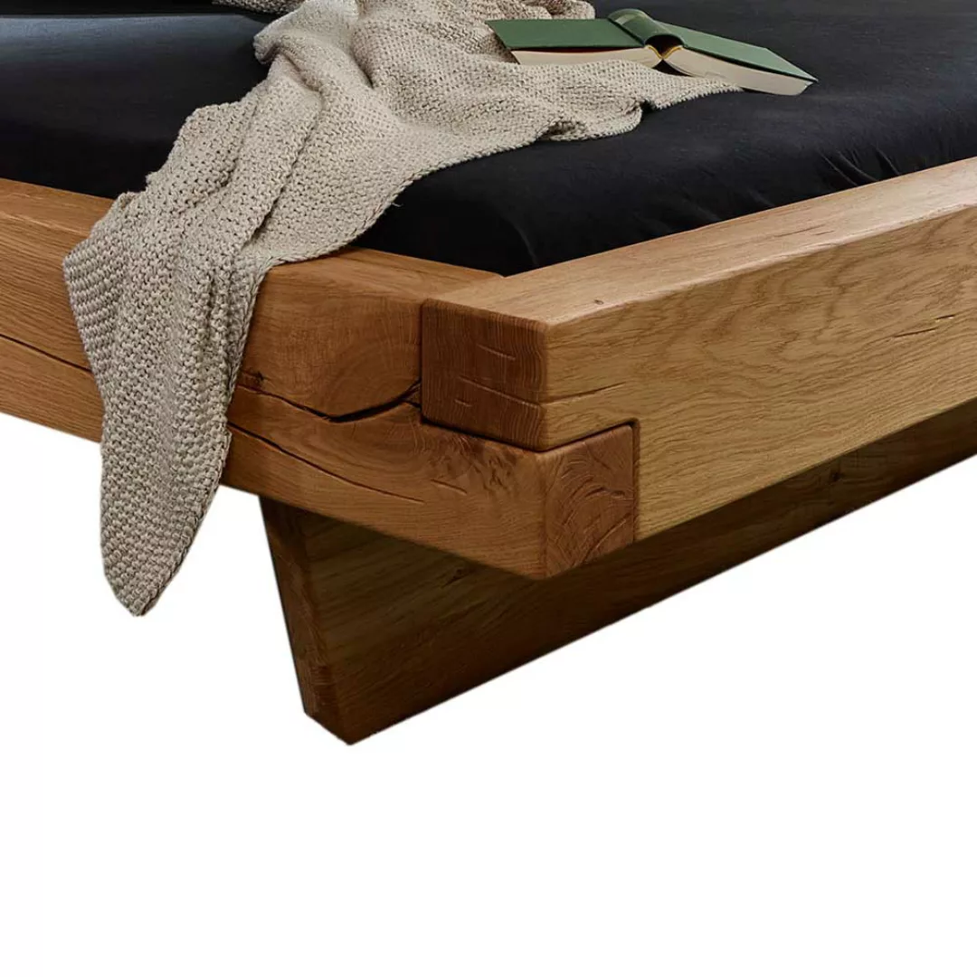 Balken Holzbett aus Wildeiche Massivholz Landhausstil günstig online kaufen