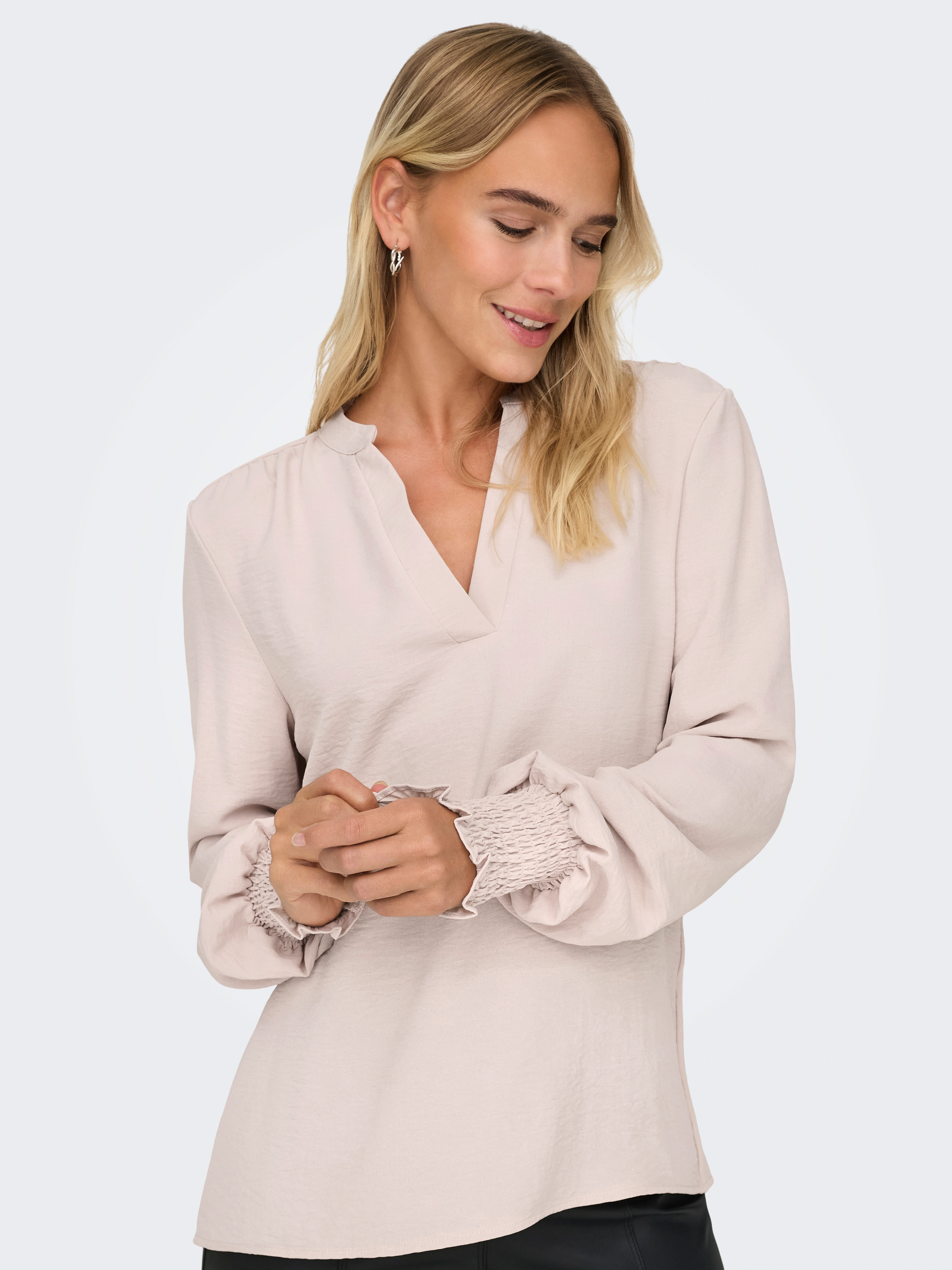 ONLY Blusenshirt ONLMETTE V-NECK LS SMOCK TOP NOOS WVN günstig online kaufen