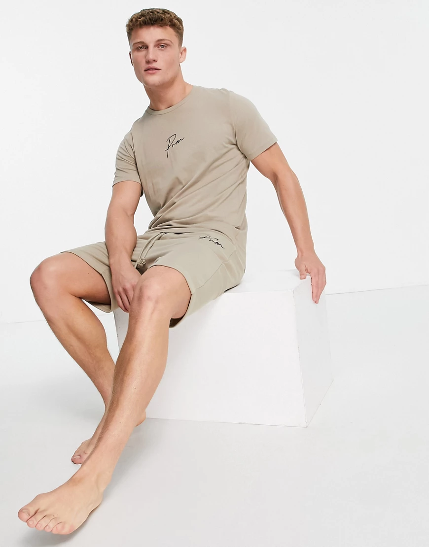 Jack & Jones Premium – Lounge-Set aus T-Shirt und Shorts in Beige mit Schri günstig online kaufen