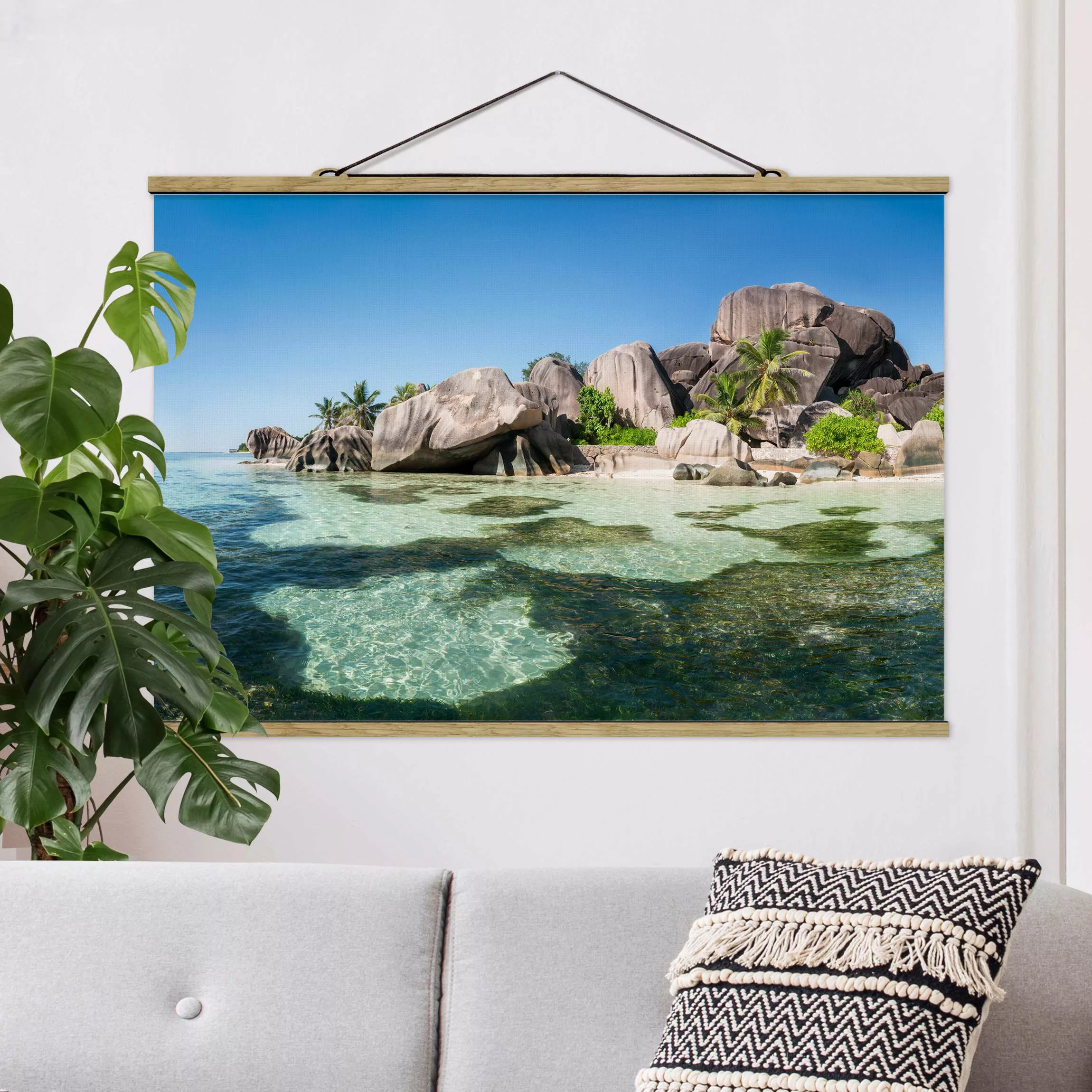 Stoffbild mit Posterleisten La Digue günstig online kaufen