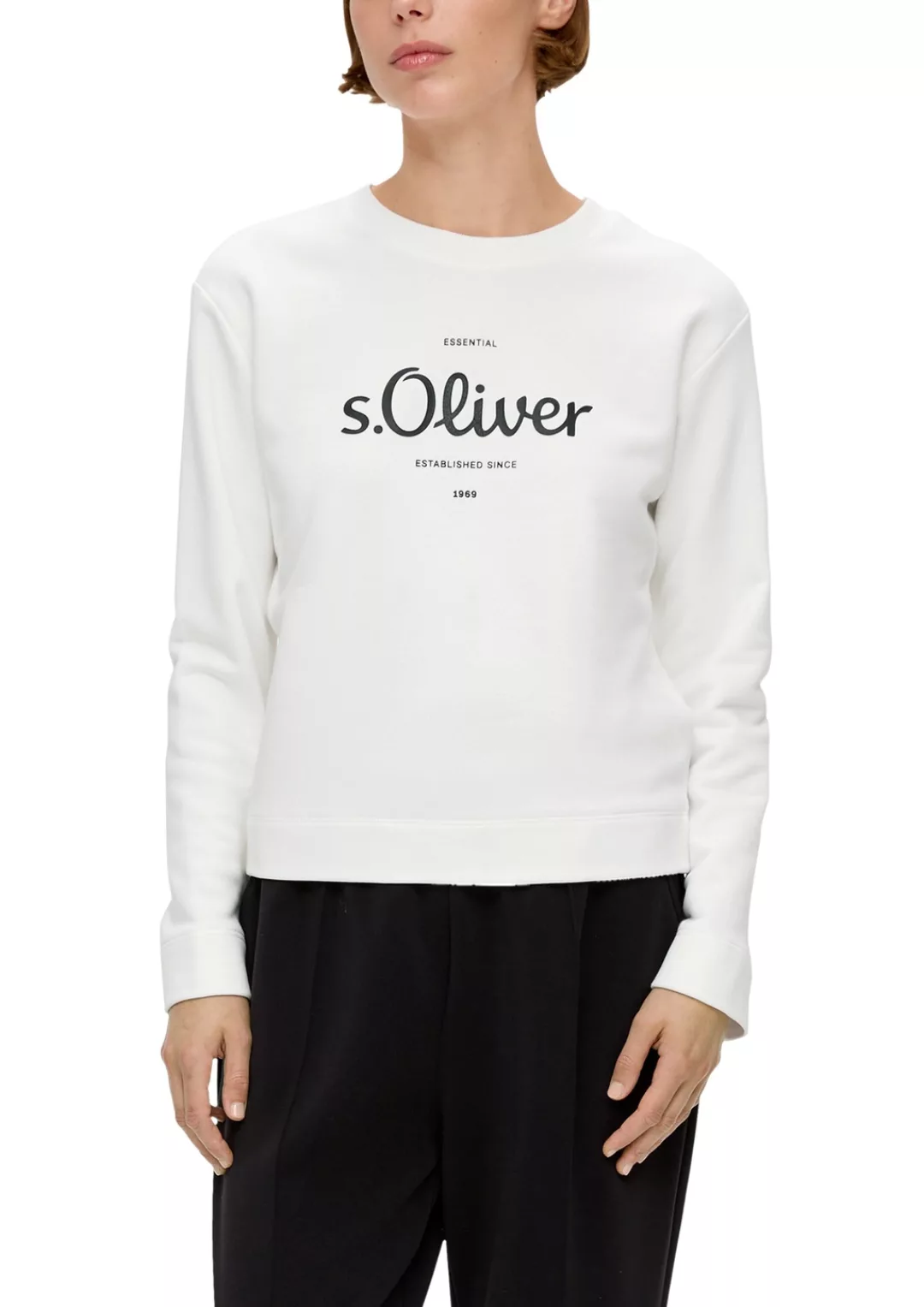 s.Oliver Sweatshirt mit dem Logonamen vorne günstig online kaufen