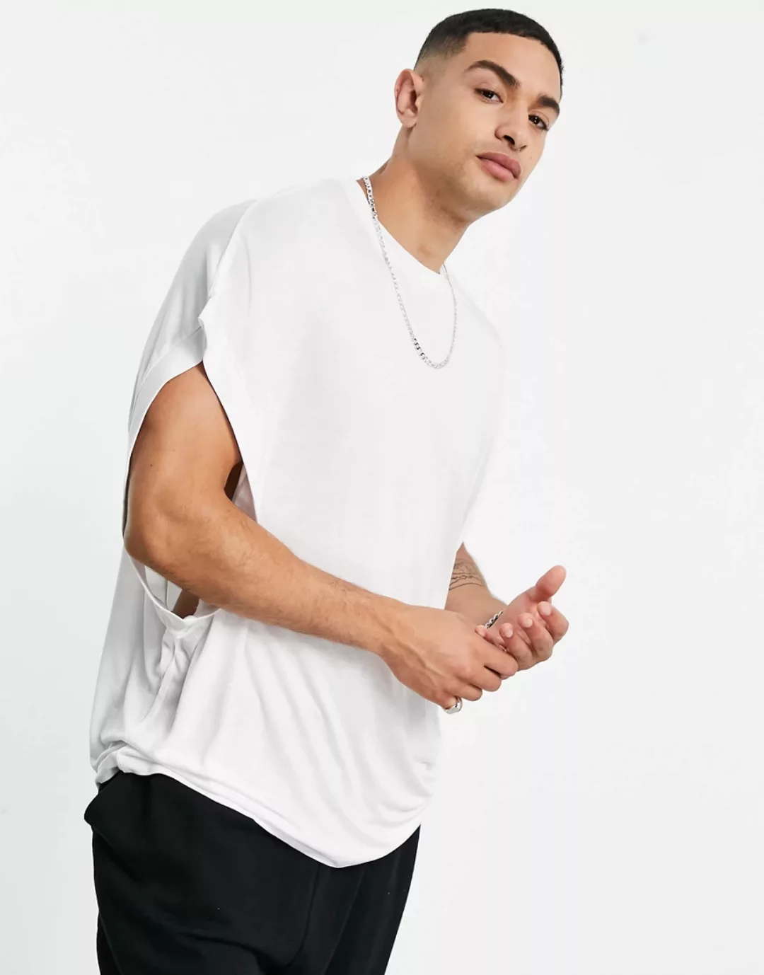 ASOS DESIGN – Oversize-T-Shirt in Weiß mit Fledermausärmeln günstig online kaufen