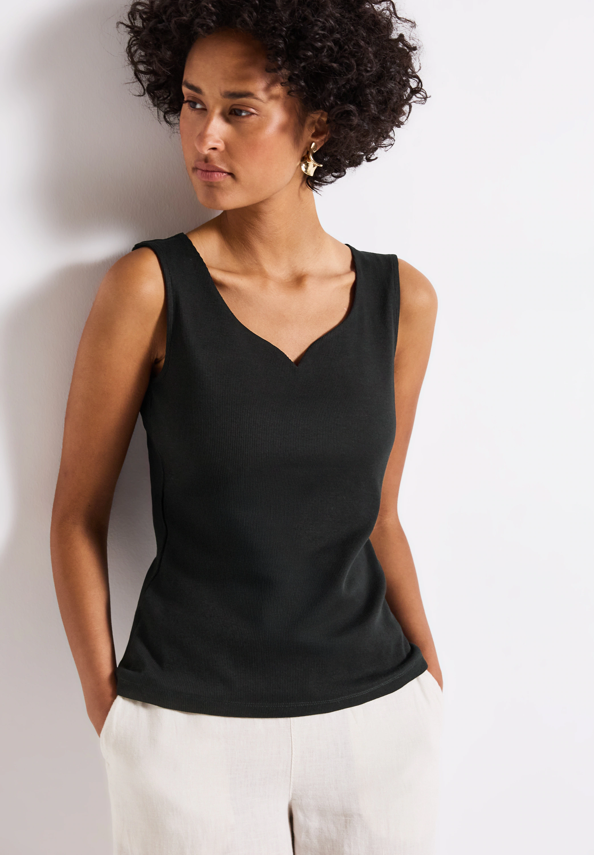 STREET ONE Shirttop "GANIA", mit Herzausschnitt und Stretch günstig online kaufen