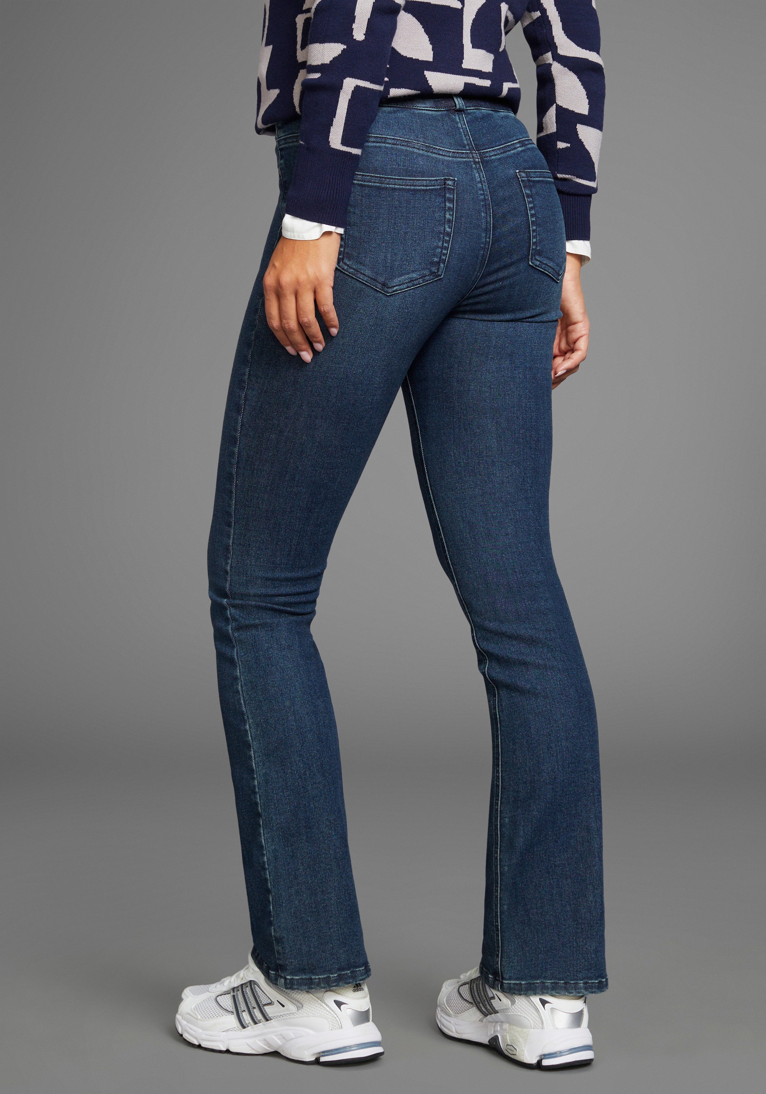 Arizona Bootcut-Jeans Ultra Soft elastische Passform, günstig online kaufen