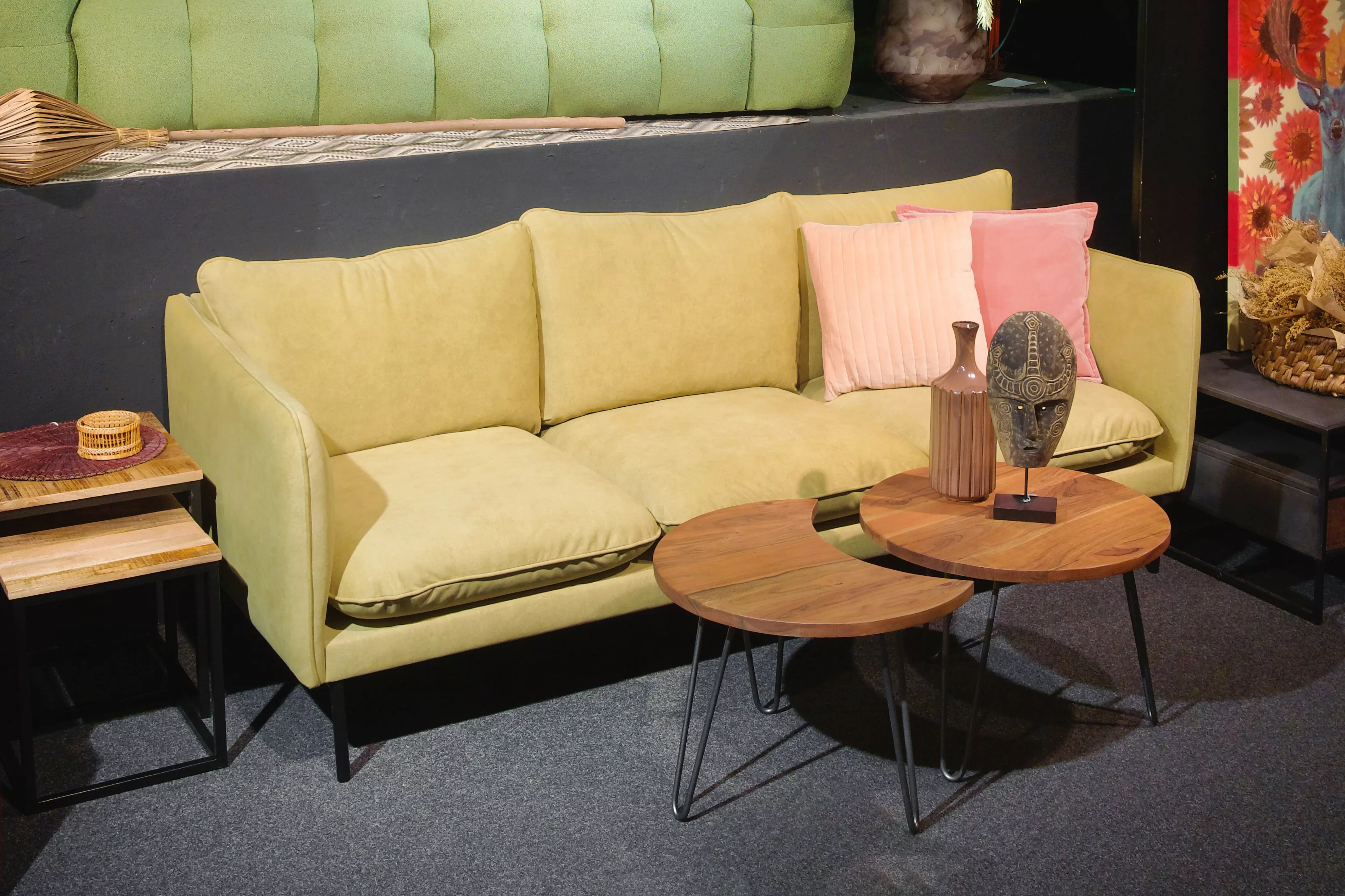3-Sitzer Sofa Mara in gelbem Stoffbezug günstig online kaufen