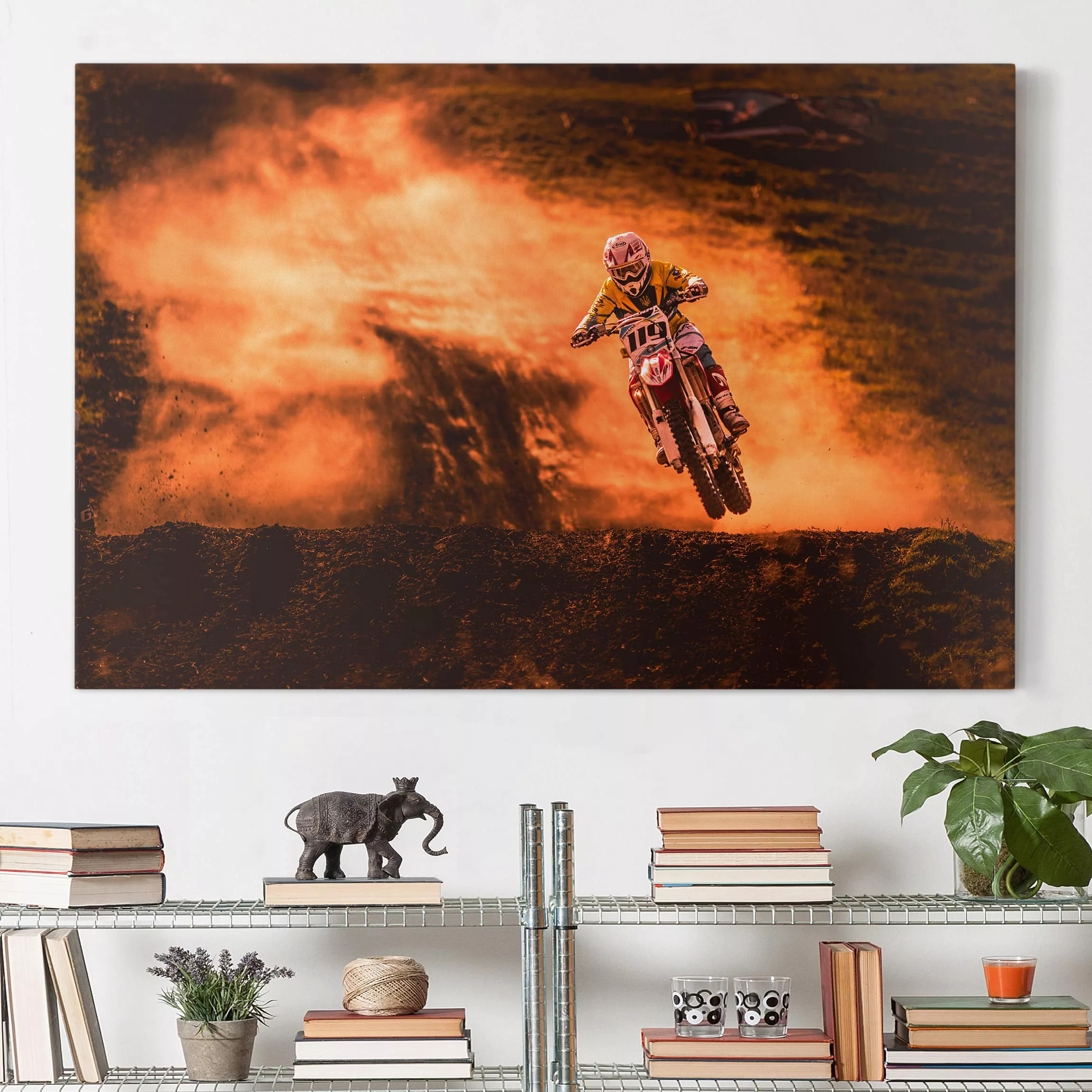 Leinwandbild Sport - Querformat Motocross im Staub günstig online kaufen