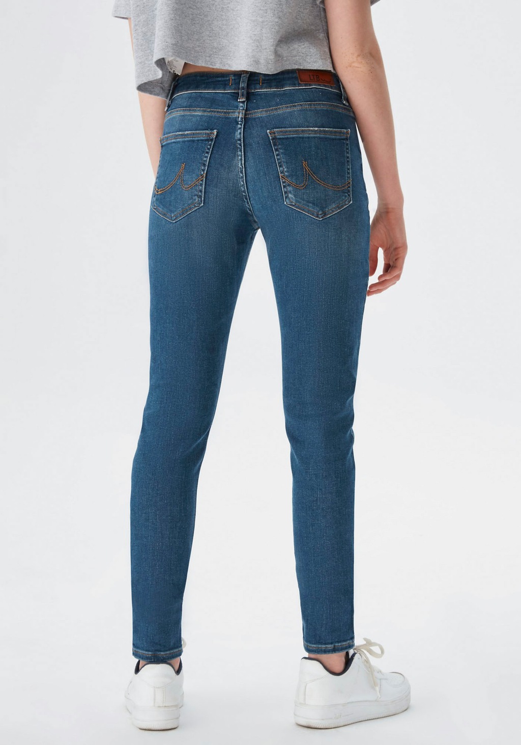 LTB Boyfriend-Jeans "MIKA C", mit gerade zulaufendem Beinverlauf, hoher Lei günstig online kaufen