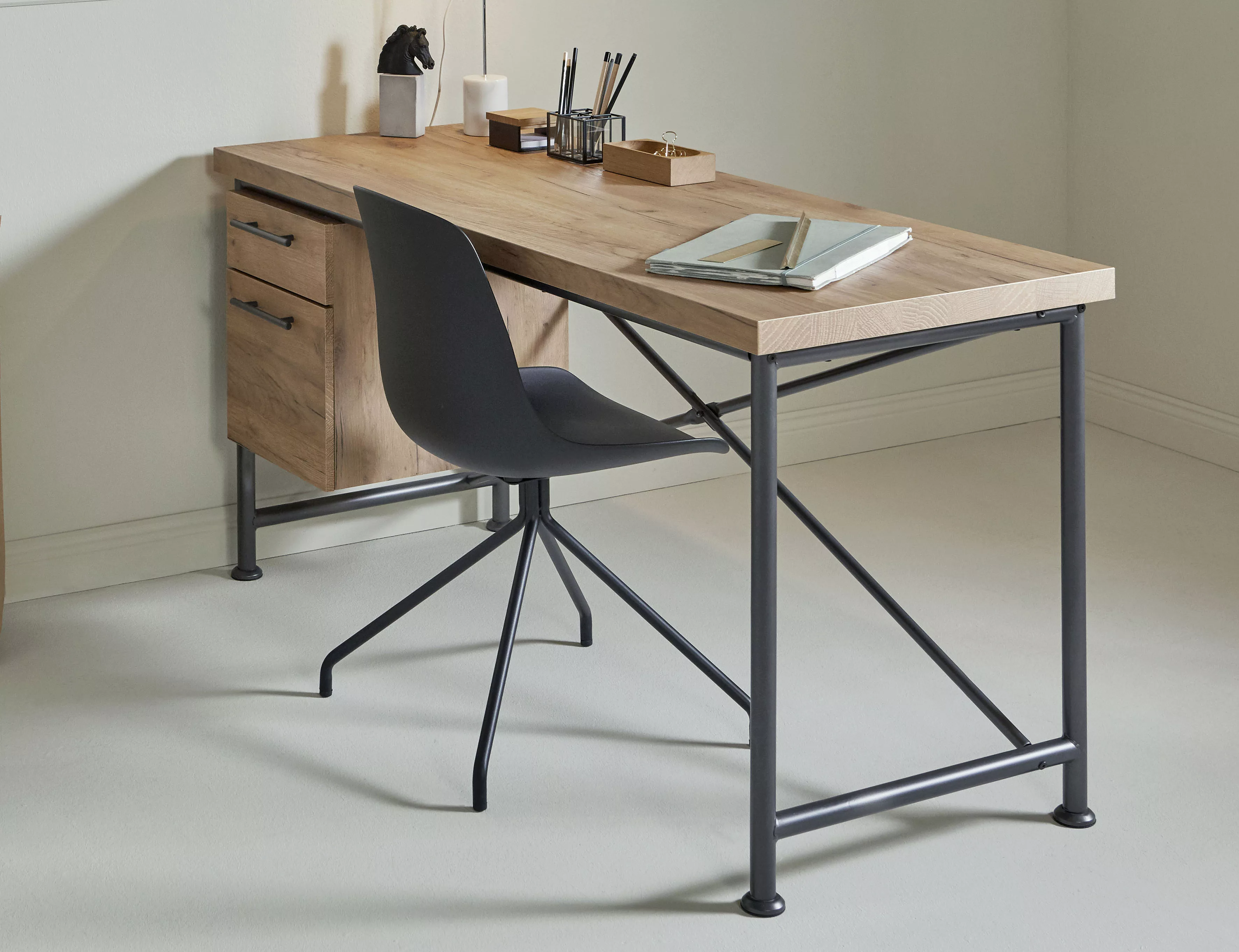 Jahnke Schreibtisch "CRAFT", Schreibtisch im Industrie-Design, wechselseiti günstig online kaufen