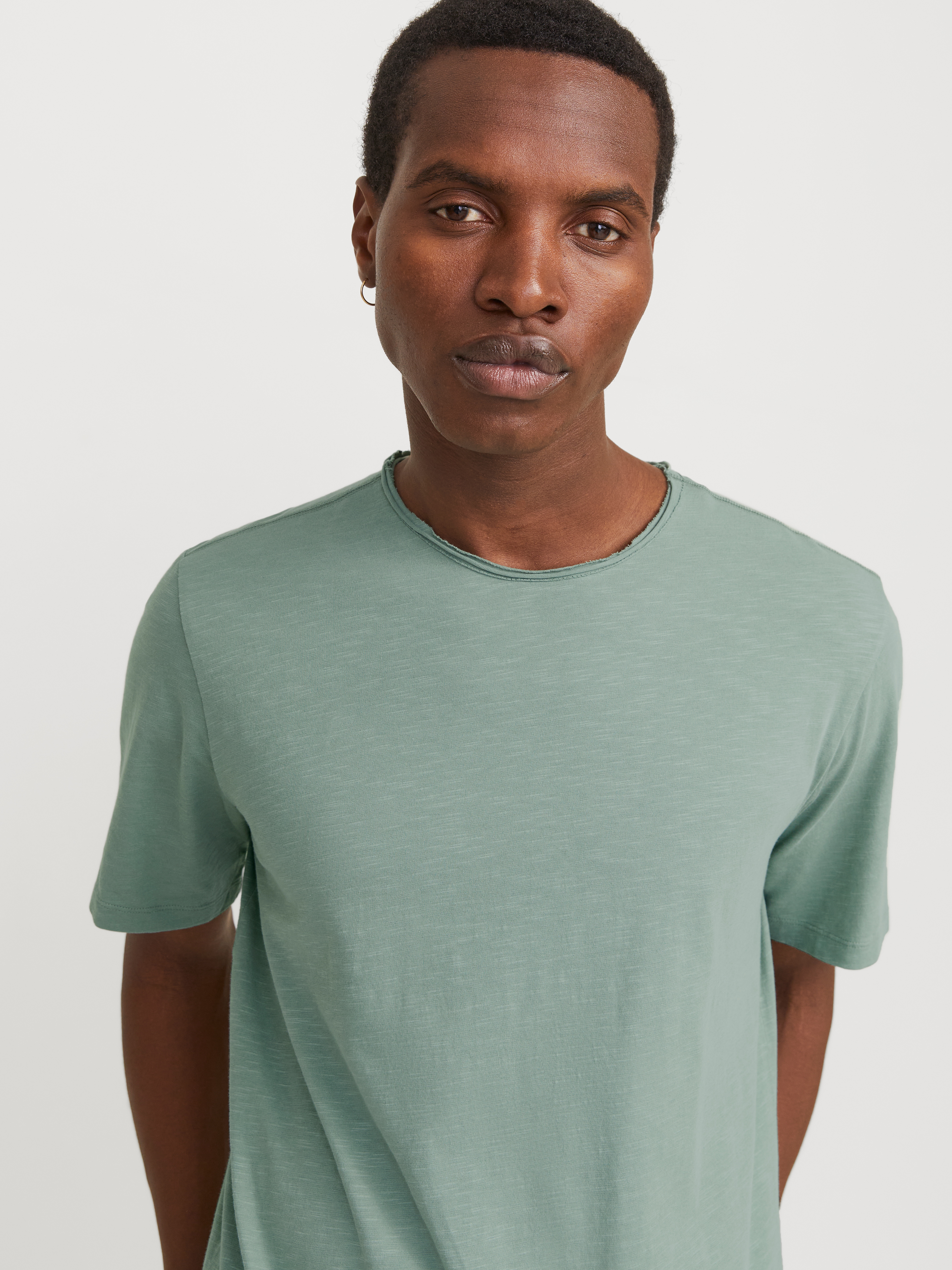 Jack & Jones Rundhalsshirt "JJEBASHER TEE O-NECK SS NOOS", mit Rundhalsauss günstig online kaufen