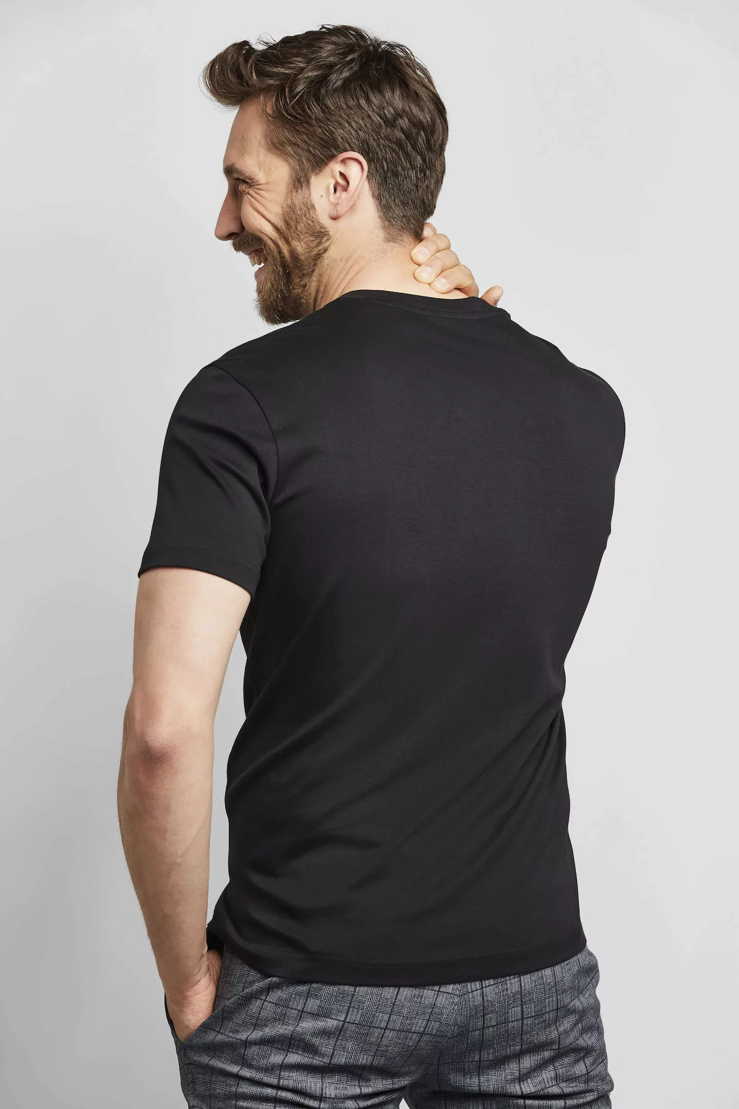 bugatti T-Shirt, mit V-Ausschnitt günstig online kaufen