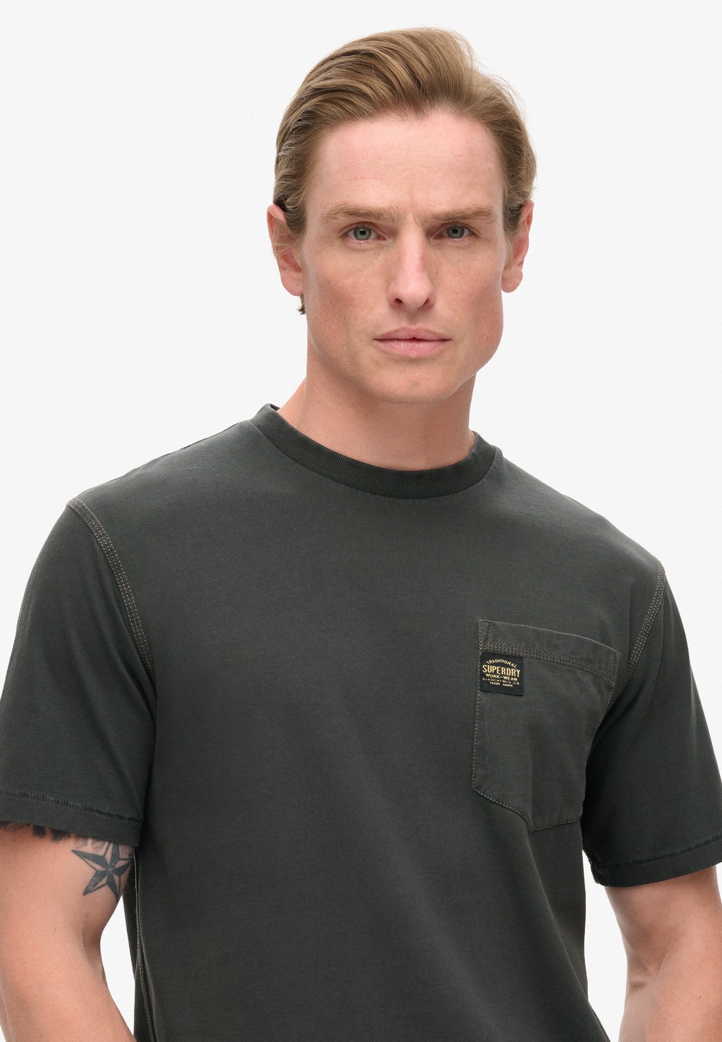 Superdry Rundhalsshirt "CONTRAST STITCH POCKET T-SHIRT", mit stylischer Bru günstig online kaufen