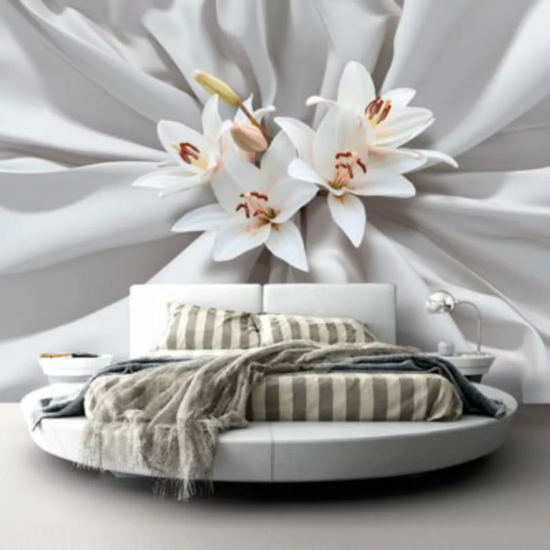 artgeist Fototapete Sensual Lilies grau/weiß Gr. 100 x 70 günstig online kaufen
