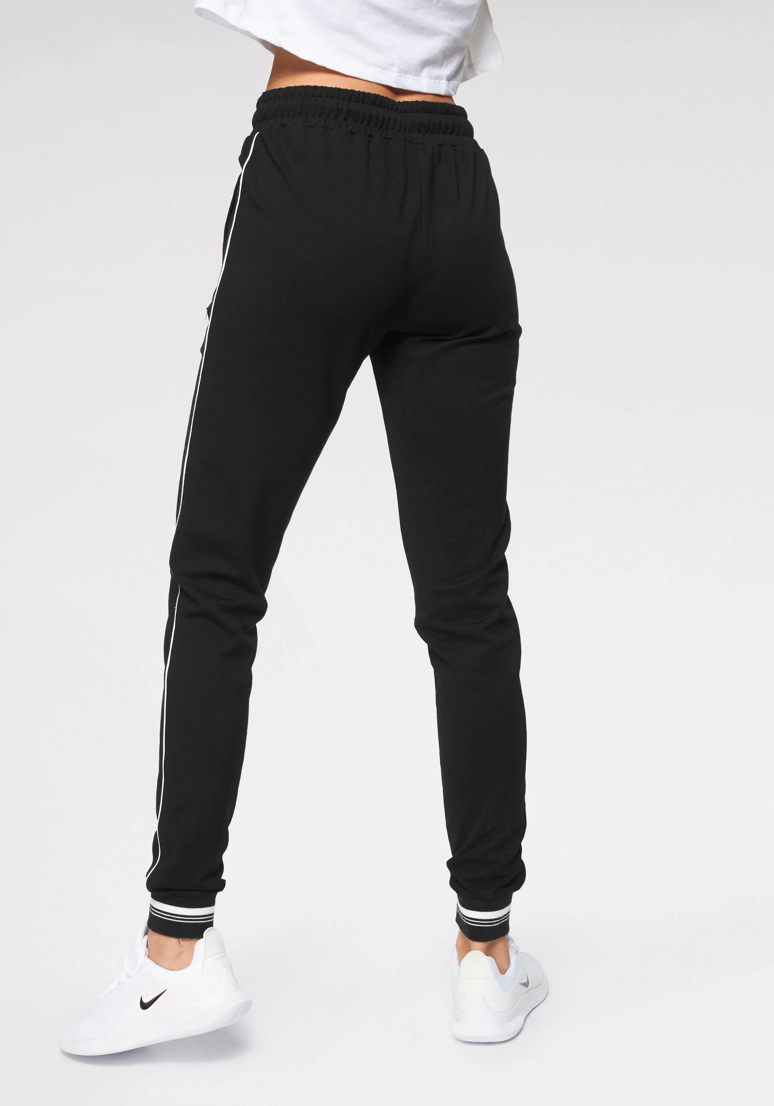 Ocean Sportswear Jogginghose "Comfort Fit", mit seitlichen Paspeln günstig online kaufen