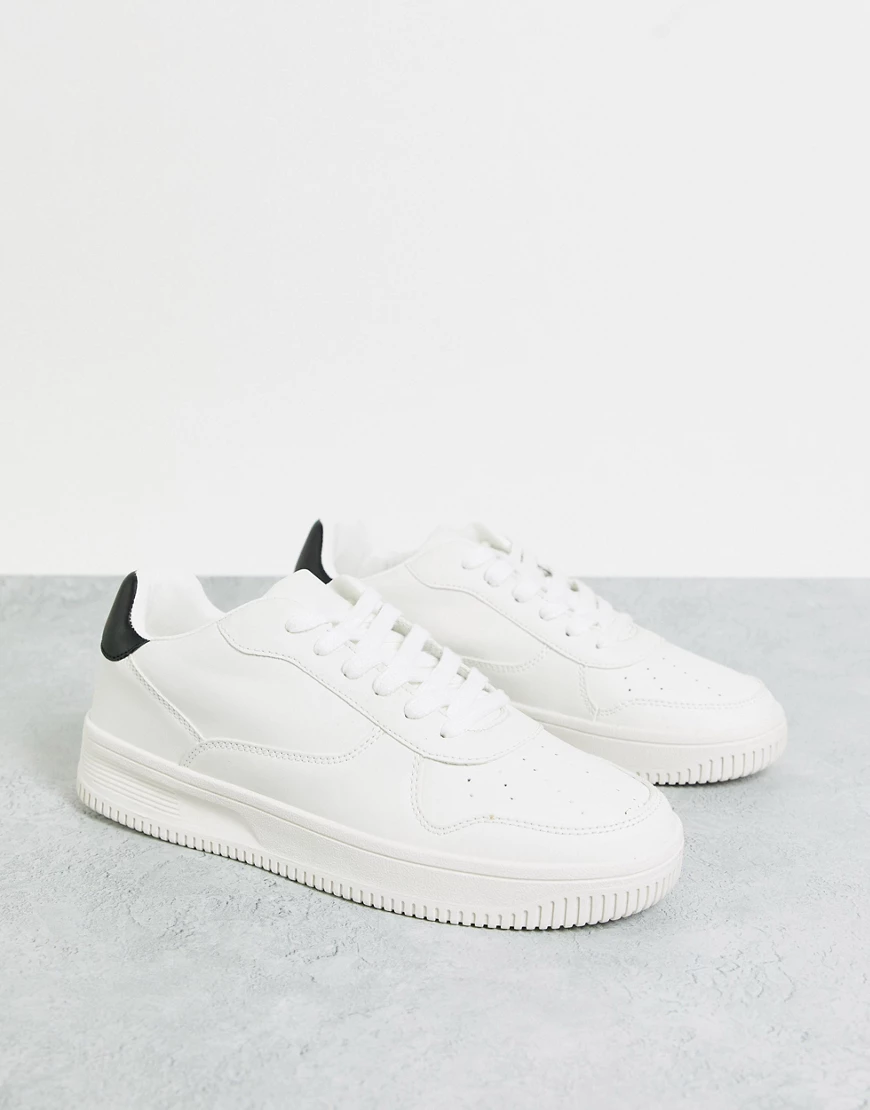 New Look – Weiße Sneaker günstig online kaufen