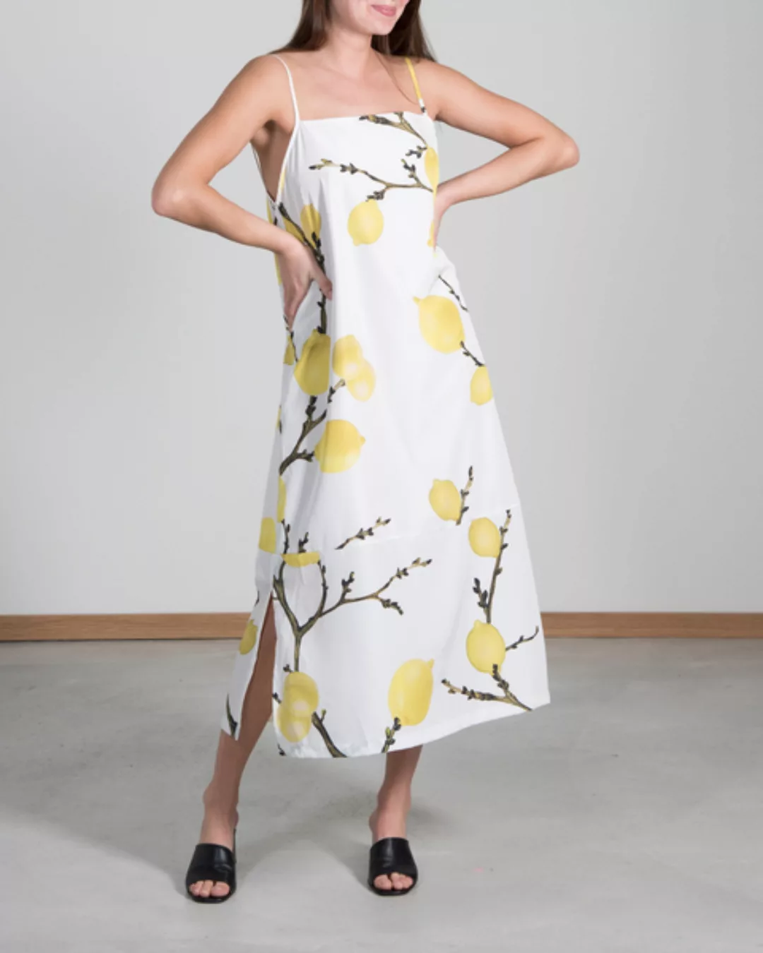Kleid Capri Midi Weiß Mit Zitronenprint günstig online kaufen