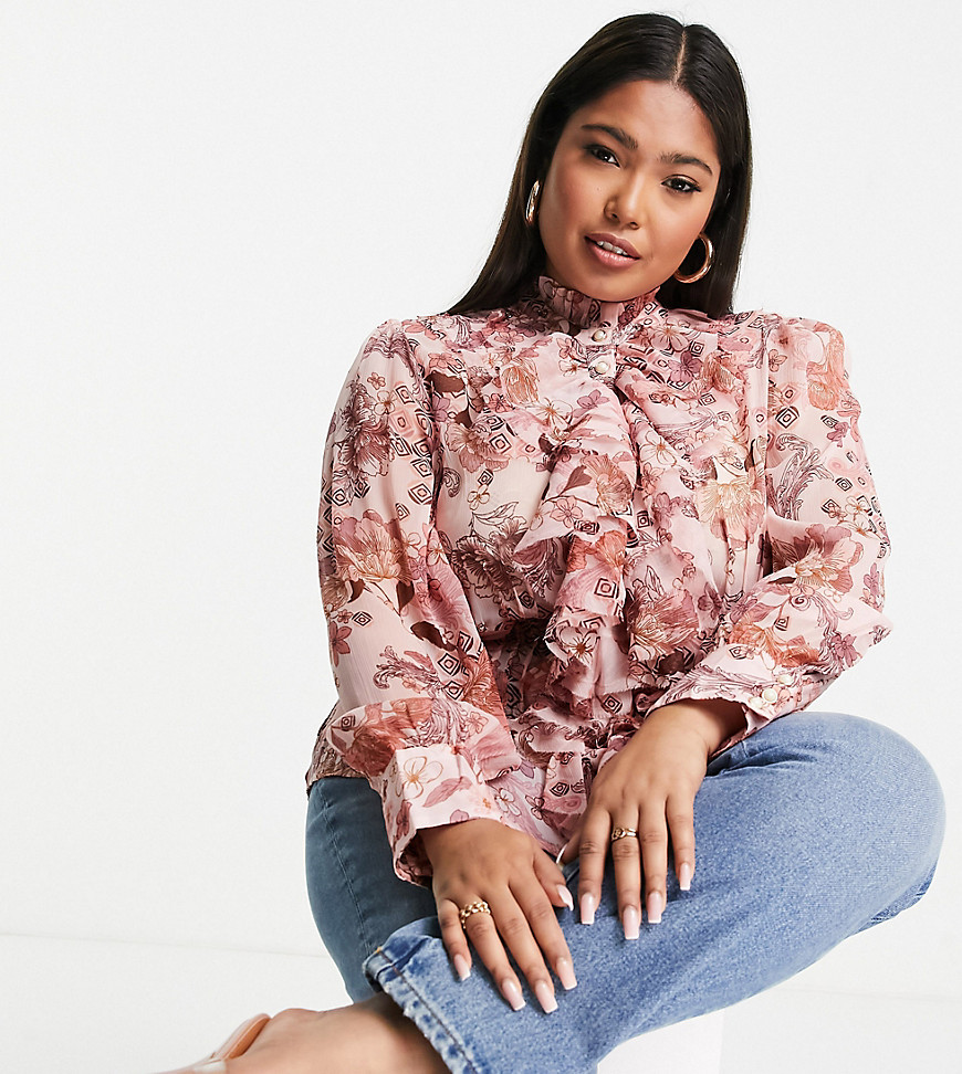 River Island Plus – Rosa Bluse mit Blumenmuster und gerüschter Vorderseite günstig online kaufen