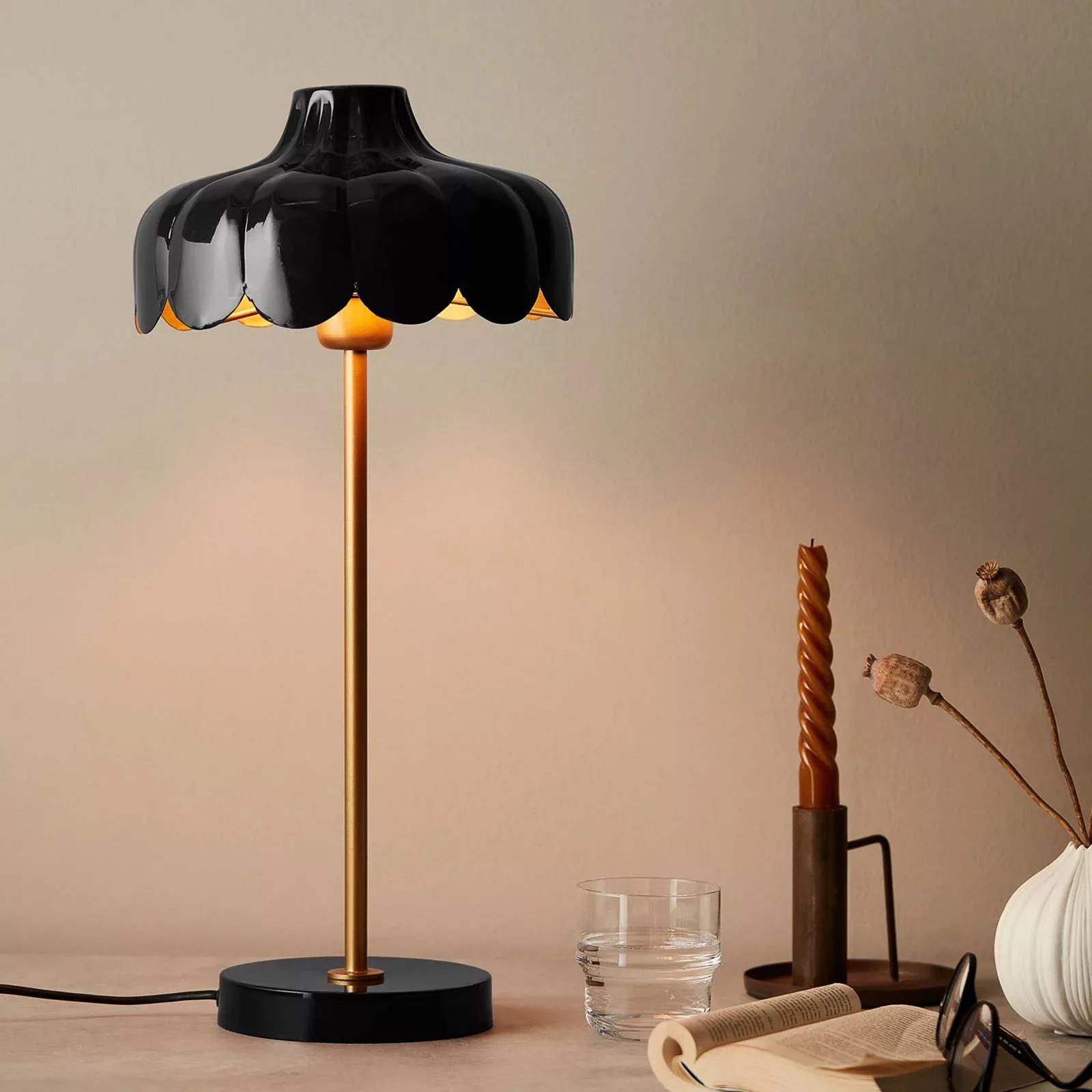 PR Home Wells Tischlampe schwarz/gold günstig online kaufen