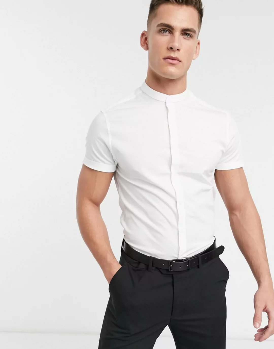 ASOS DESIGN – Enges Stretch-Hemd mit Grandad-Kragen in Weiß günstig online kaufen