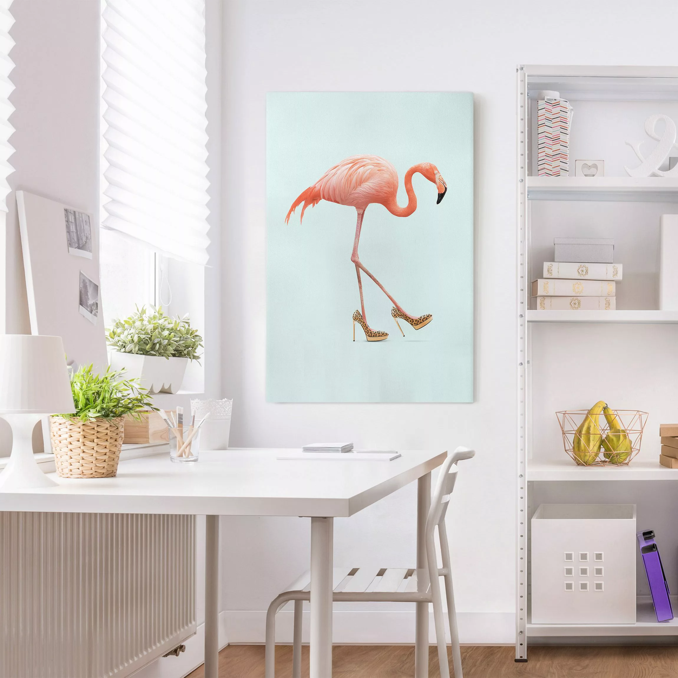 Leinwandbild Flamingo mit High Heels günstig online kaufen