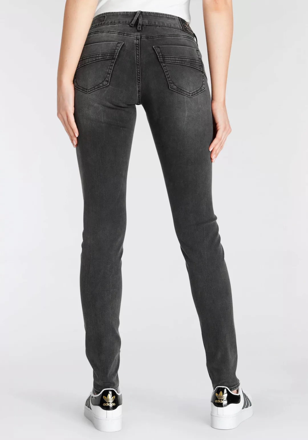 Herrlicher Slim-fit-Jeans TOUCH mit verzierten Gesäßtaschen günstig online kaufen