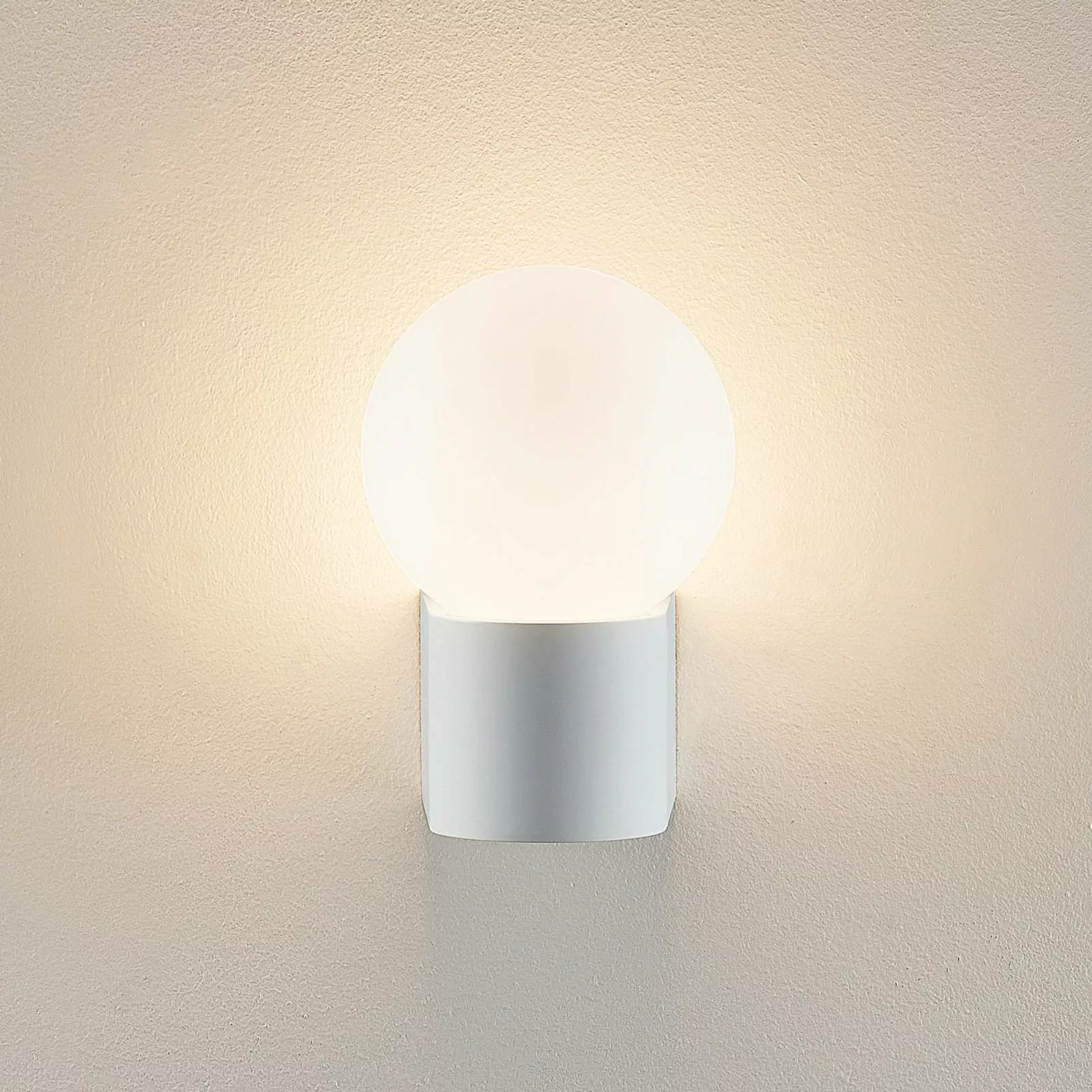 Molto Luce Außenwandlampe Lanu Round, weiß, Alu/Glas günstig online kaufen