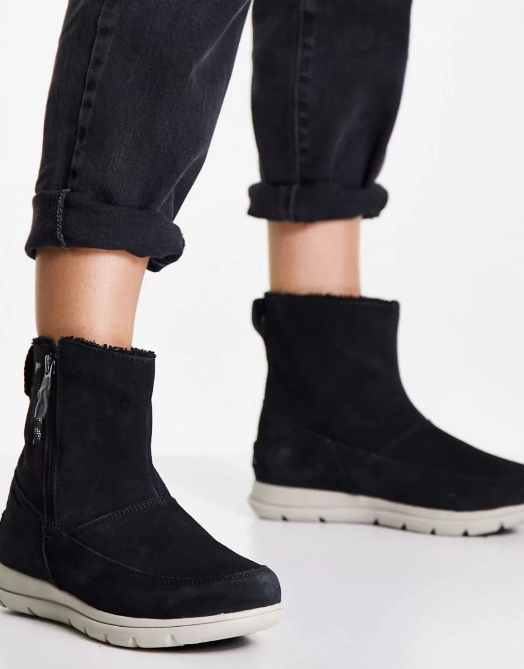 Sorel – Explorer – Stiefel mit Reißverschluss in Schwarz günstig online kaufen